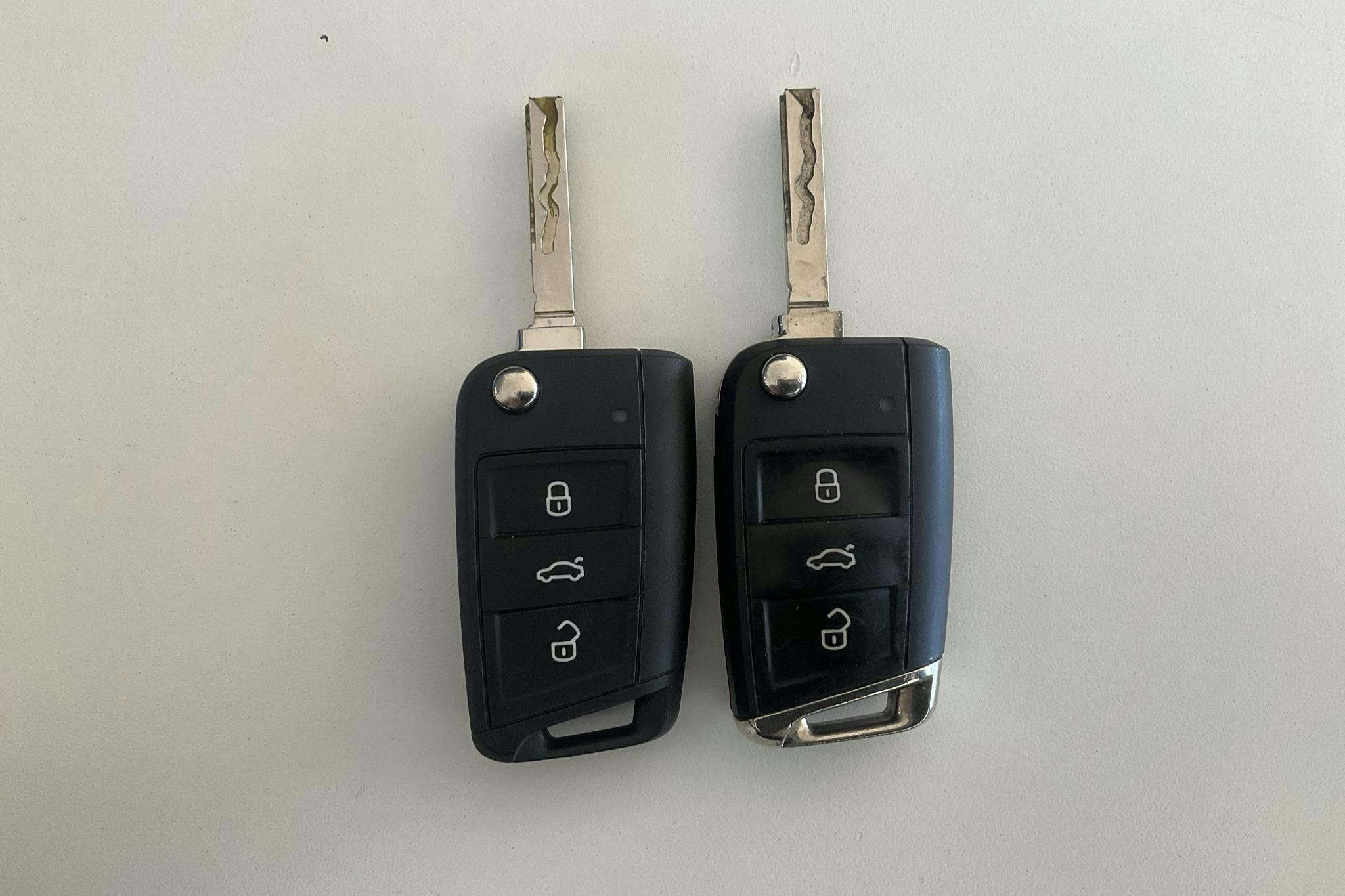 VW Tiguan 1.4 TSI eHybrid (245hk) - 61 650 km - Automaattinen - harmaa - 2022