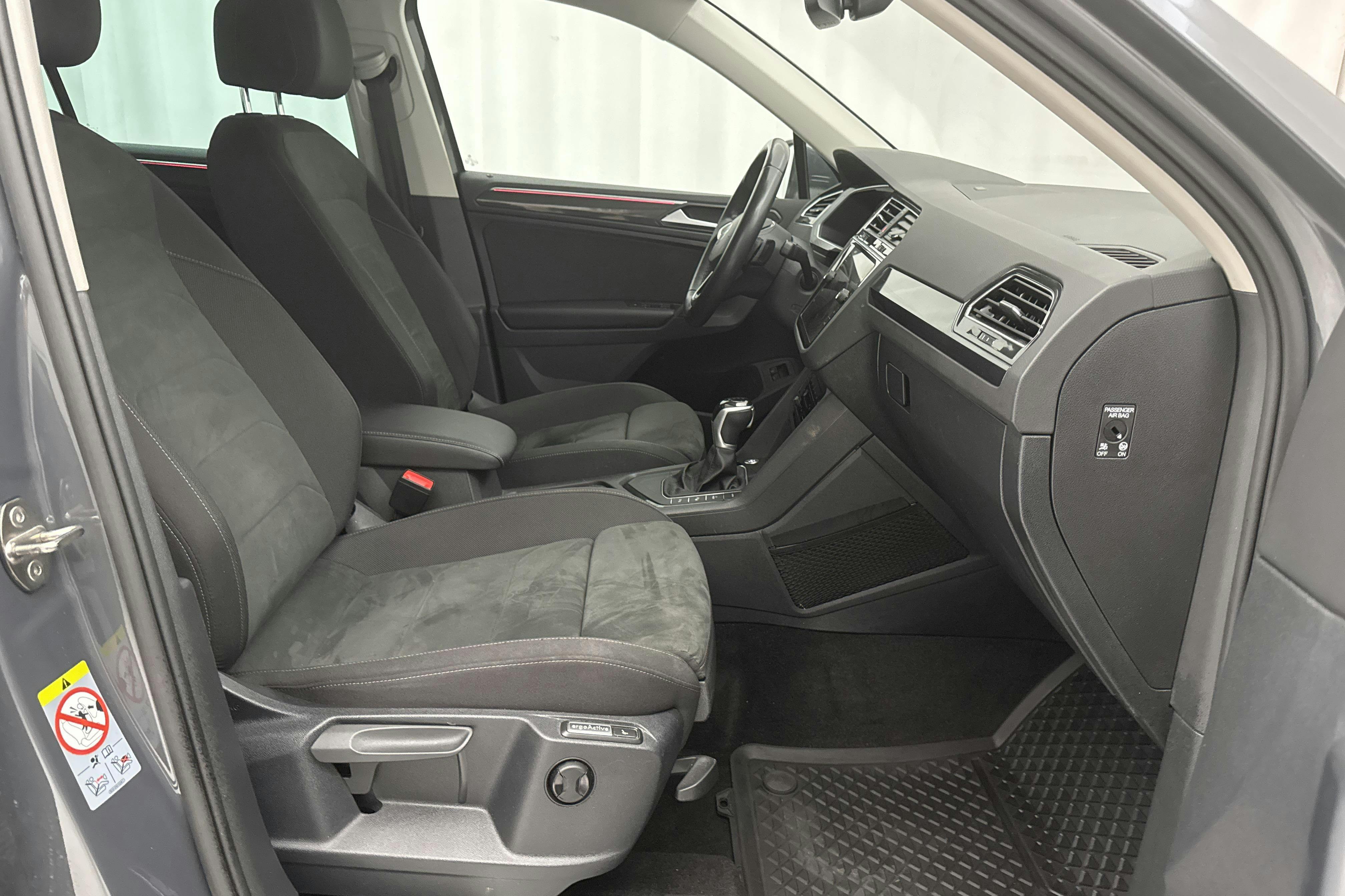 VW Tiguan 1.4 TSI eHybrid (245hk) - 61 650 km - Automaattinen - harmaa - 2022