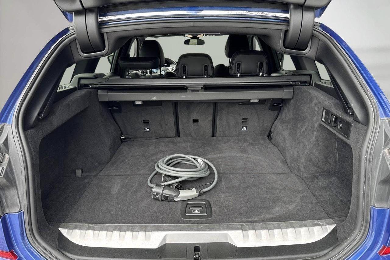 BMW 330e xDrive Touring, G21 (292hk) - 79 000 km - Automaattinen - sininen - 2021