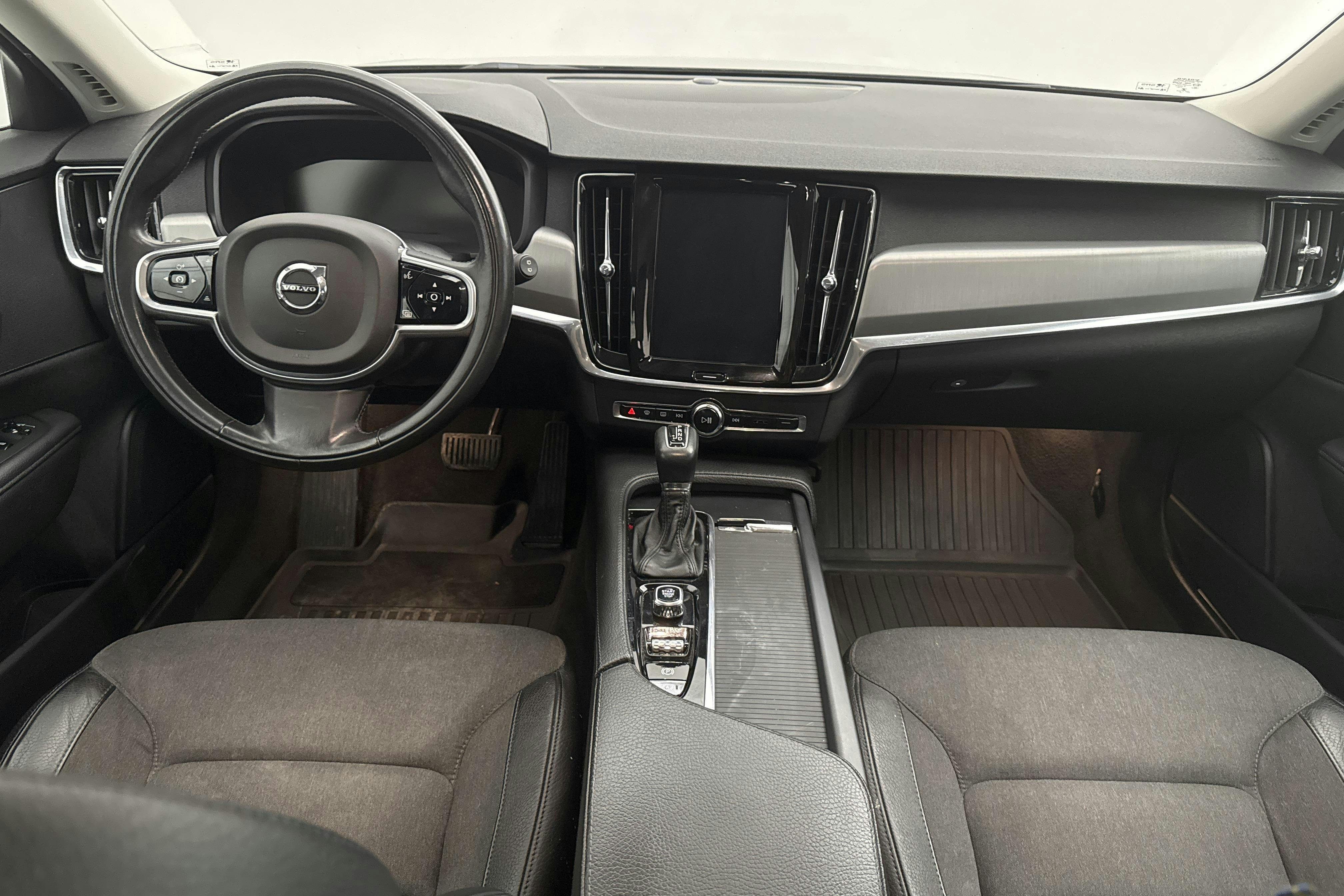 Volvo V90 D3 (150hk) - 192 310 km - Automatic - black - 2018