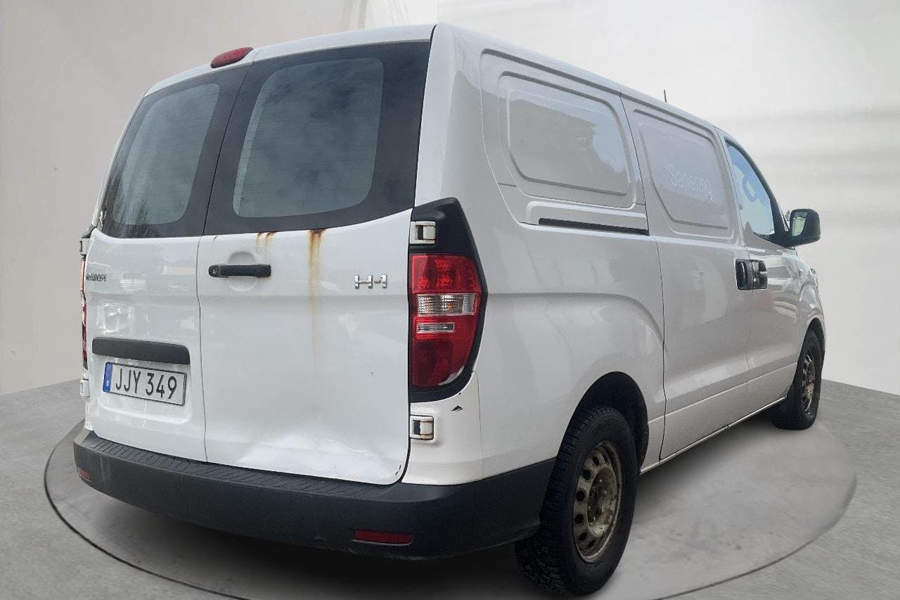 Hyundai H-1 2.5 CRDi Skåp (136hk) - 20 763 mil - Manuell - vit - 2013