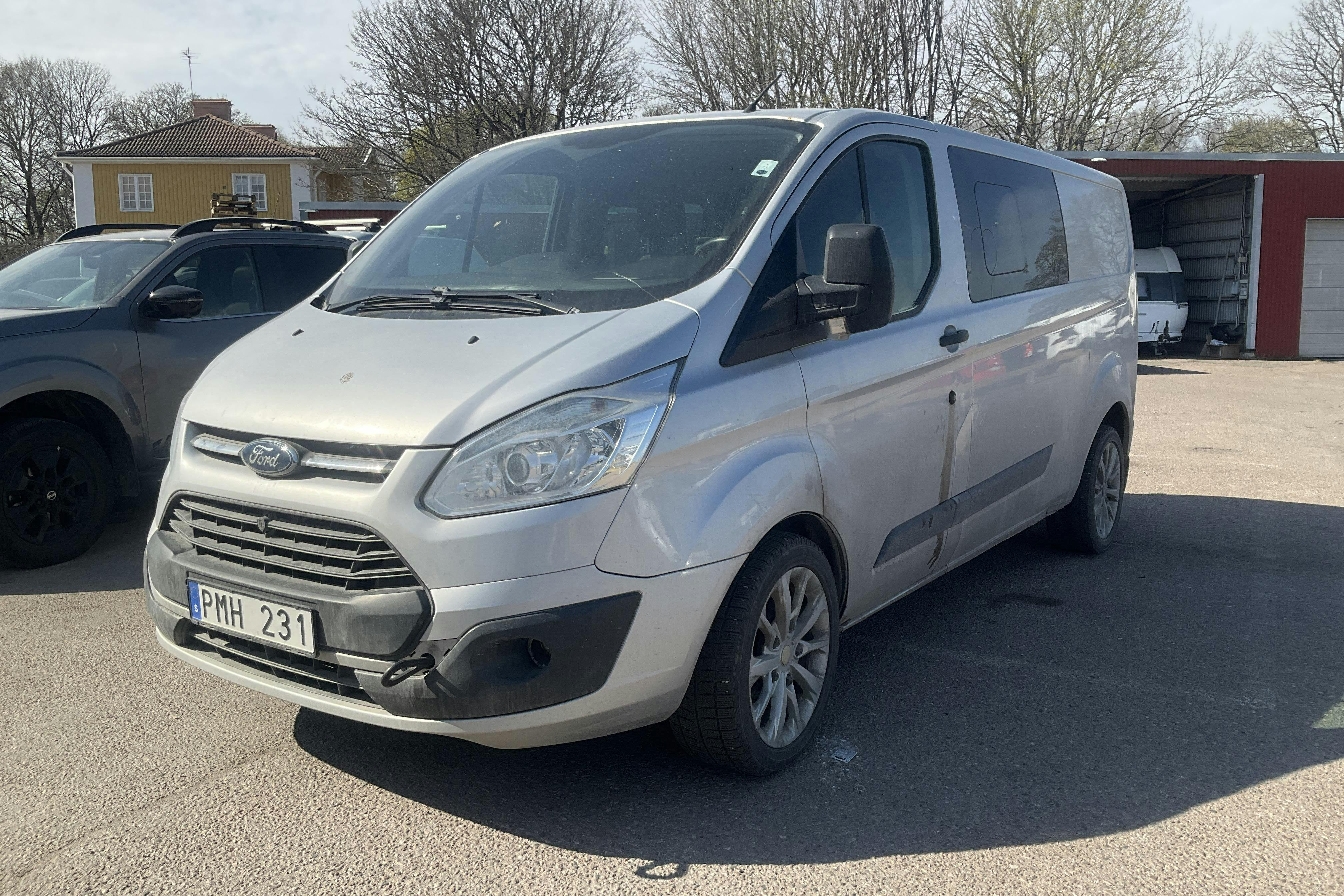 Ford Transit Custom 310 (155hk) - 224 430 km - Käsitsi - hall - 2014