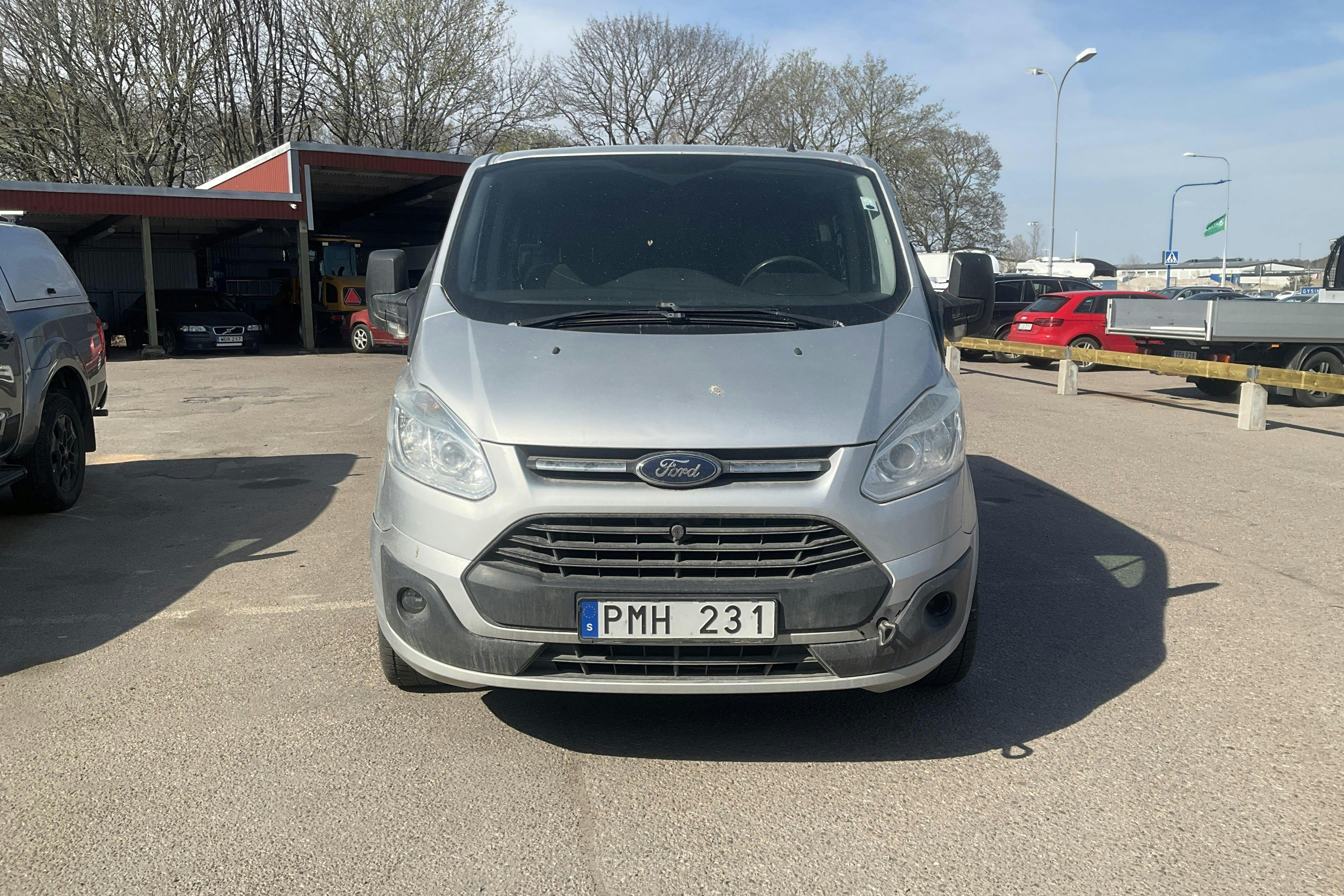 Ford Transit Custom 310 (155hk) - 224 430 km - Käsitsi - hall - 2014
