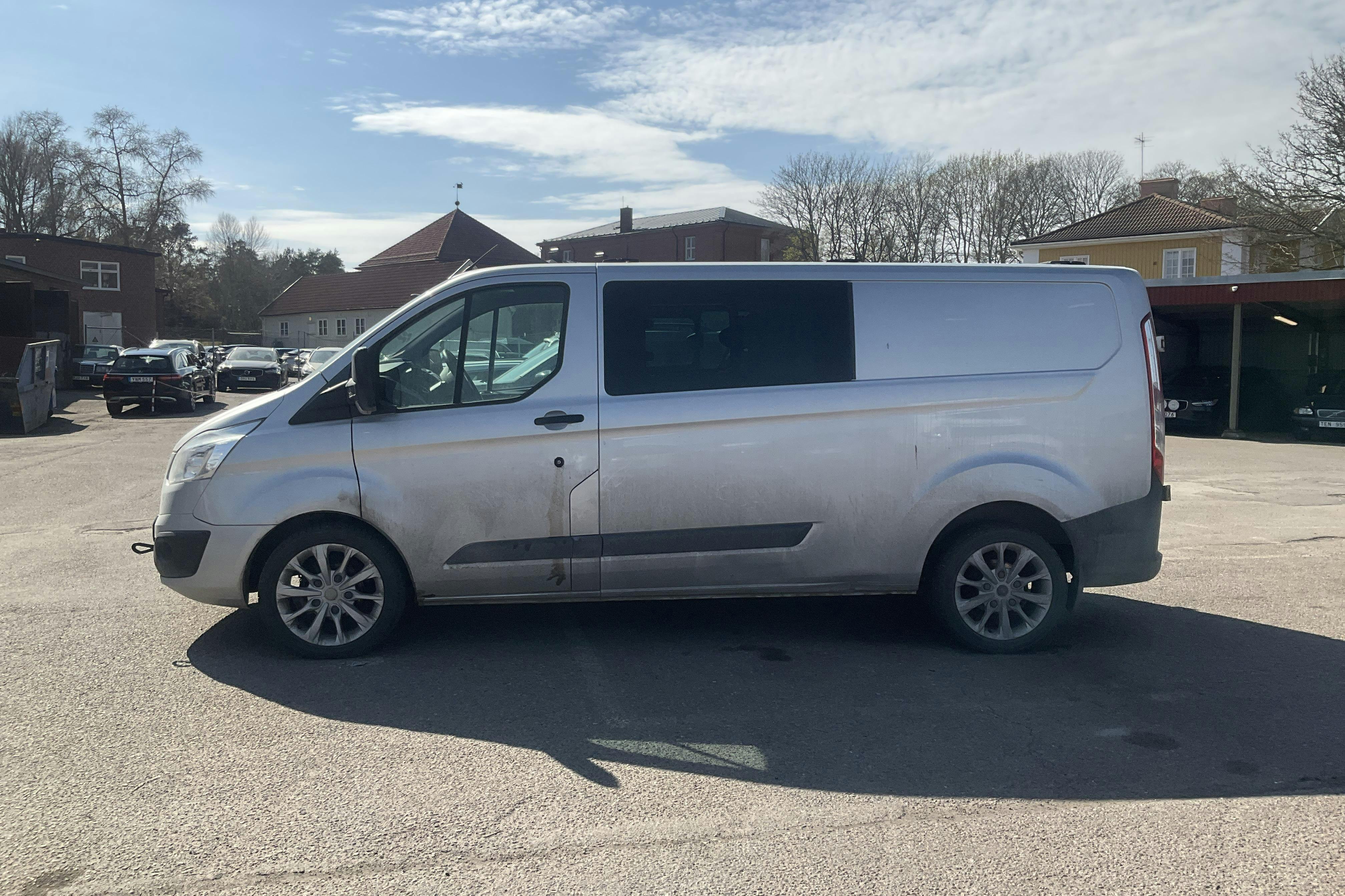 Ford Transit Custom 310 (155hk) - 224 430 km - Käsitsi - hall - 2014
