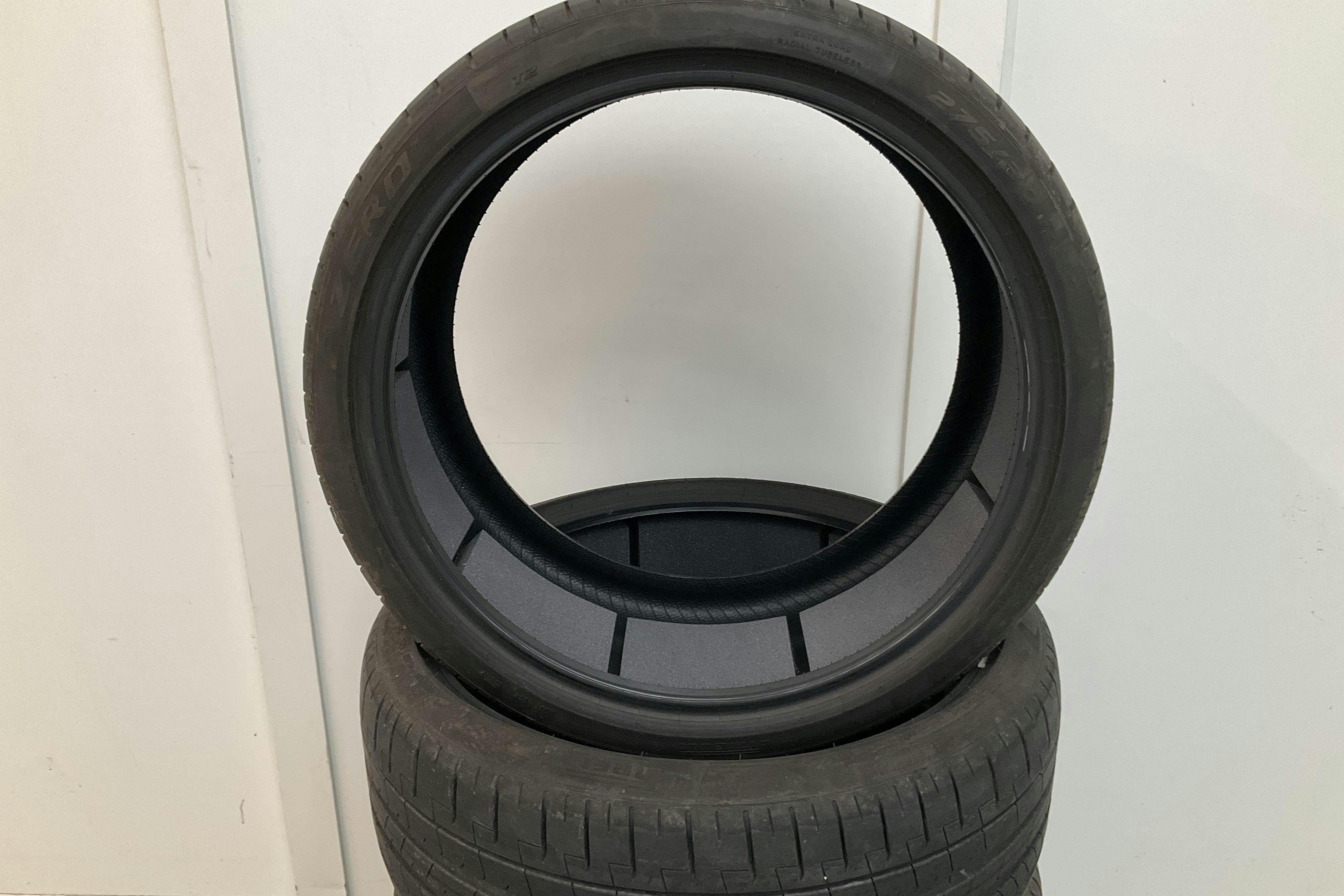 Tesla Model 3 Performance AWD - 10 320 km - Automaattinen - harmaa - 2024