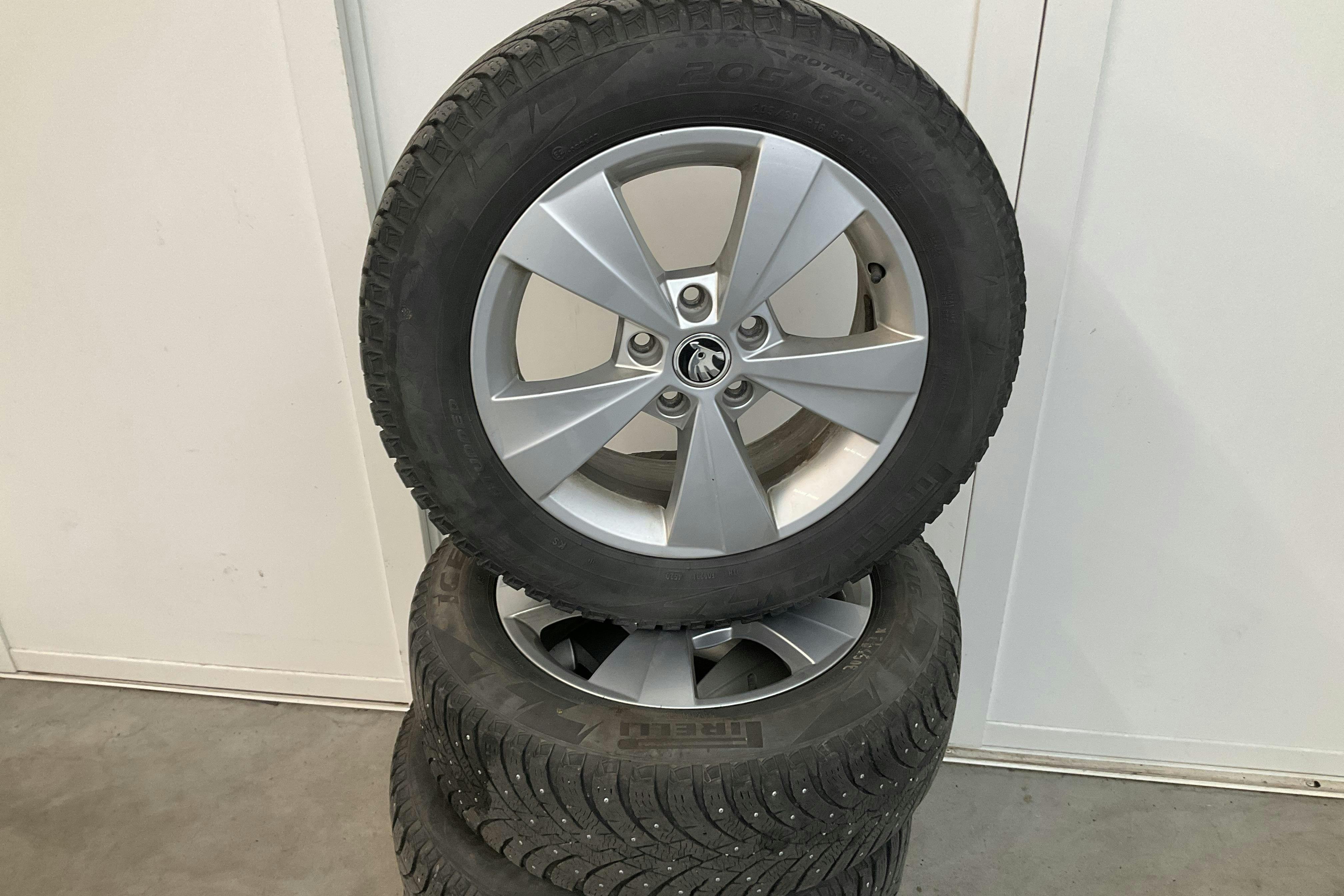 Skoda Octavia G-TEC 1.5 TSI Combi (130hk) - 20 980 mil - Automat - vit - 2021