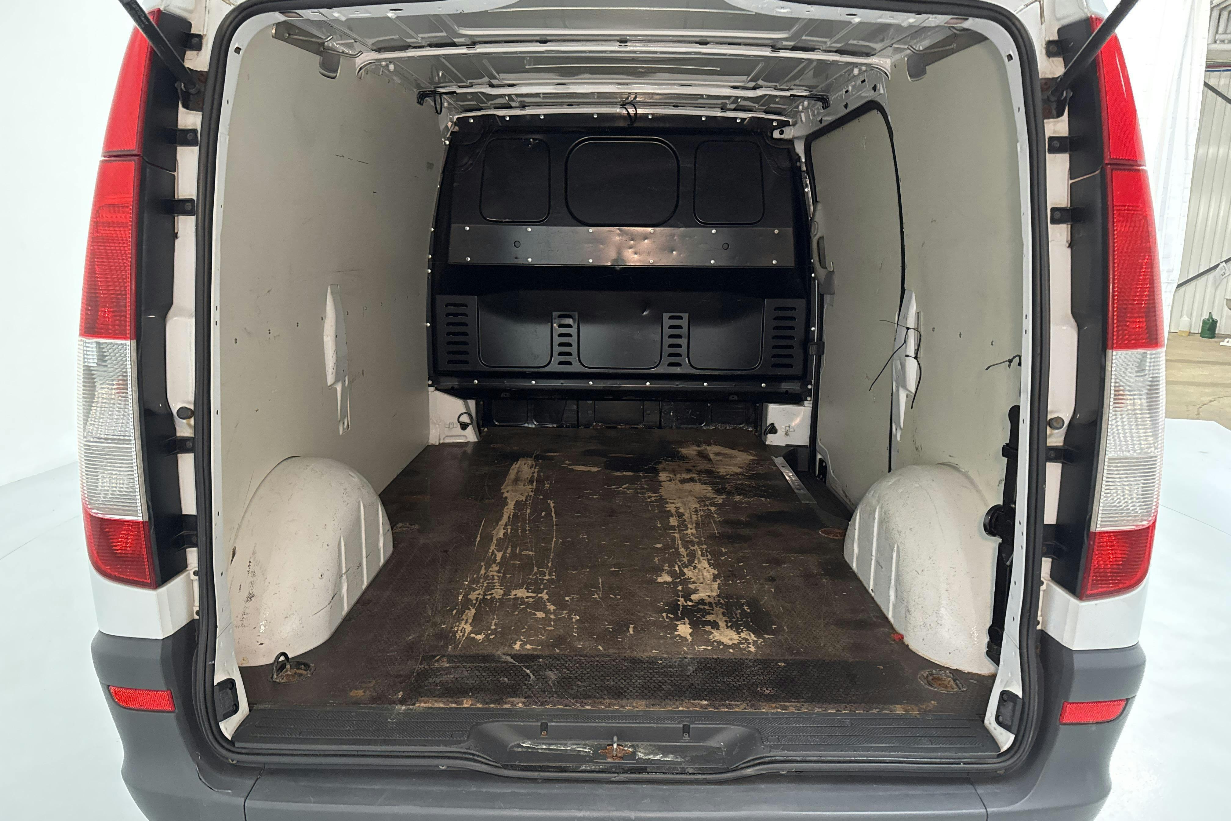 Mercedes Vito 113 CDI W639 (136hk) - 175 170 km - Automaattinen - valkoinen - 2012