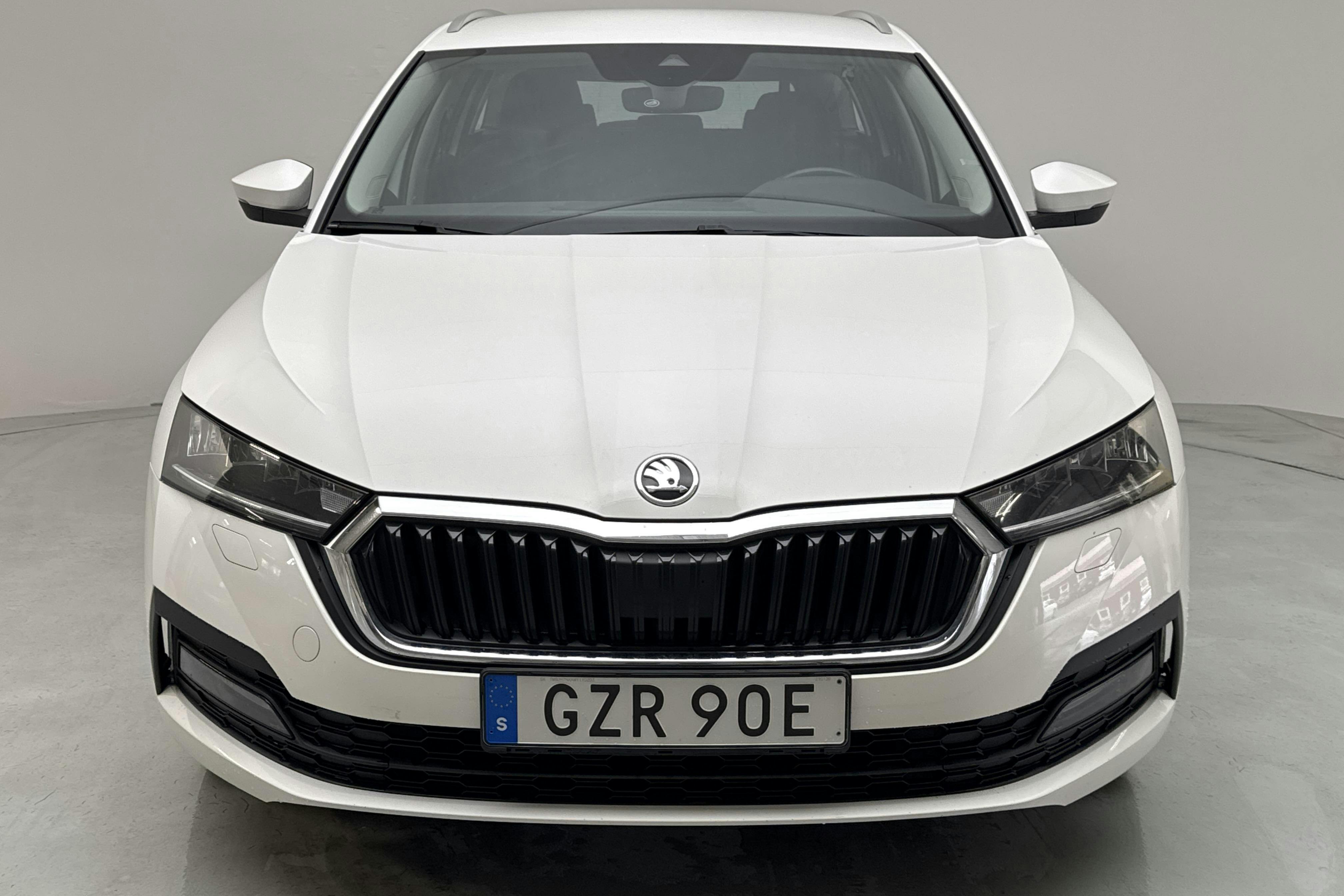 Skoda Octavia G-TEC 1.5 TSI Combi (130hk) - 235 400 km - Automatic - white - 2021