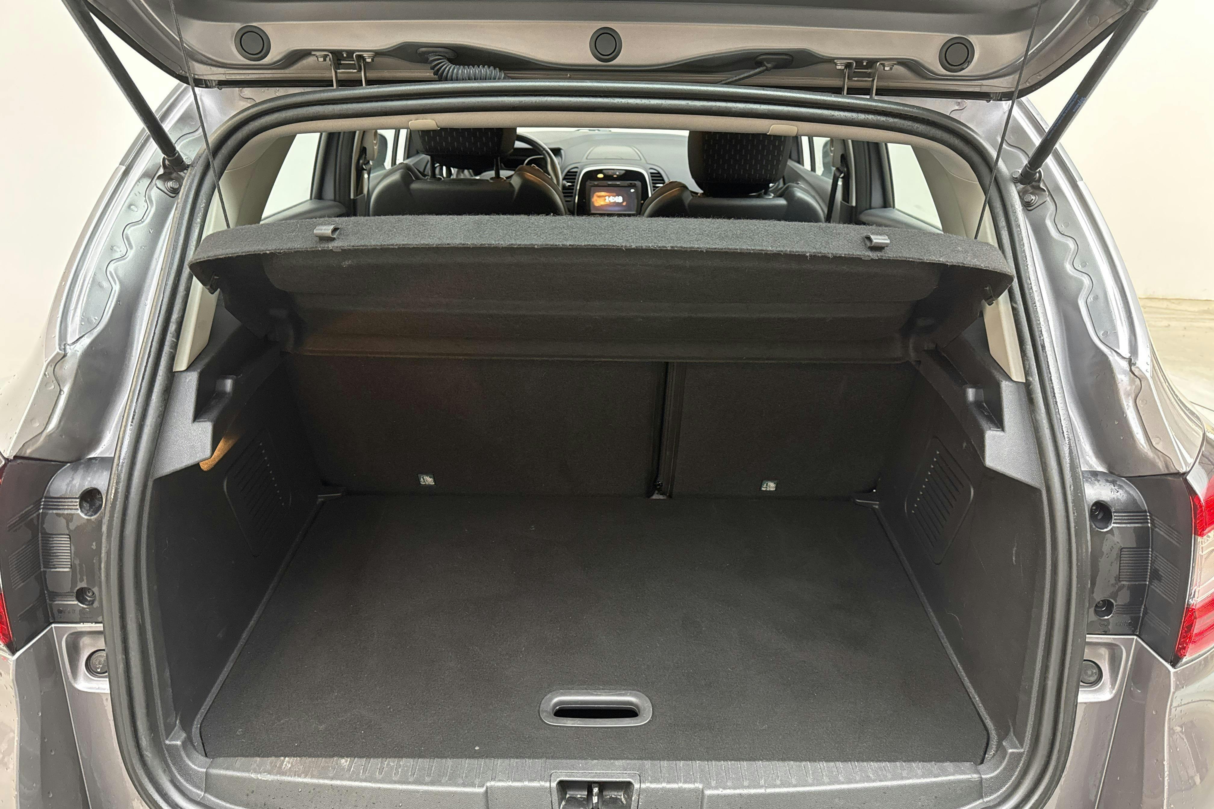 Renault Captur 0.9 TCe (90hk) - 127 100 km - Käsitsi - 2017
