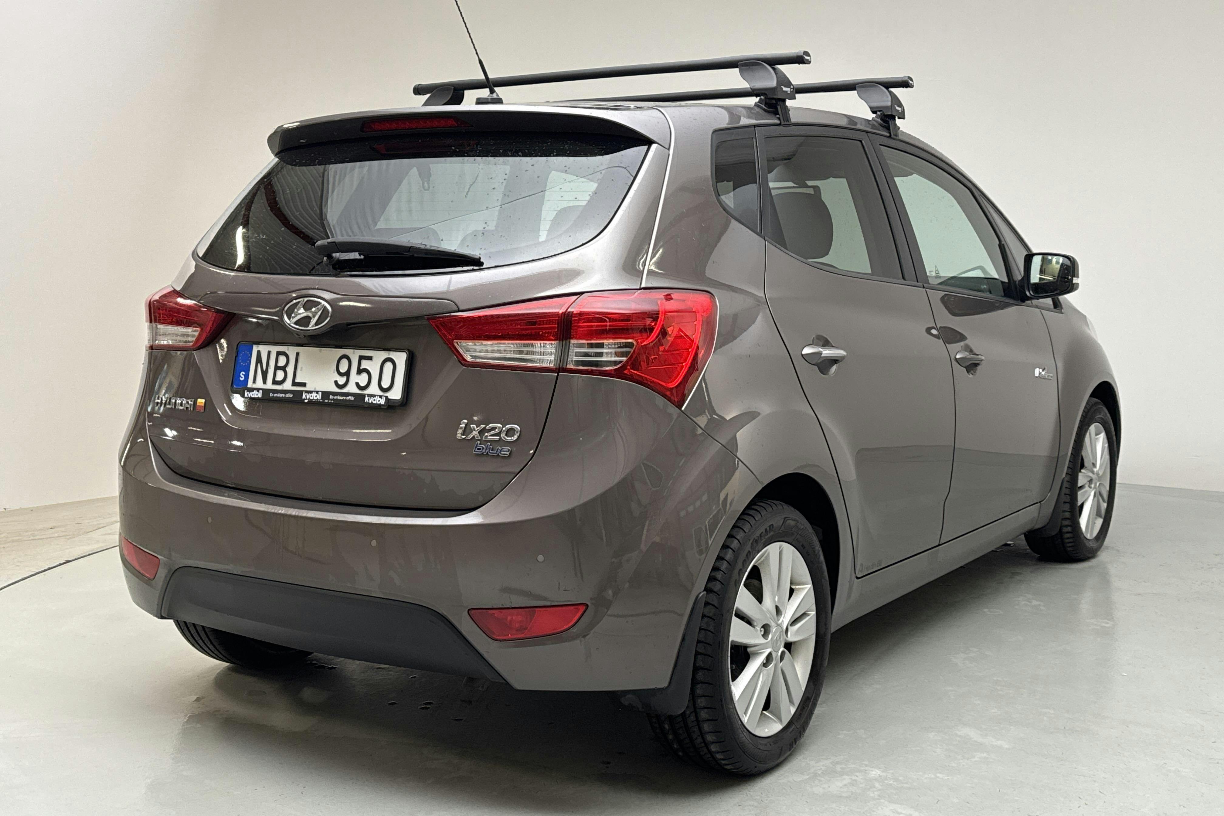 Hyundai ix20 1.6 CRDi (115hk) - 16 281 mil - Manuell - Light Brown - 2013