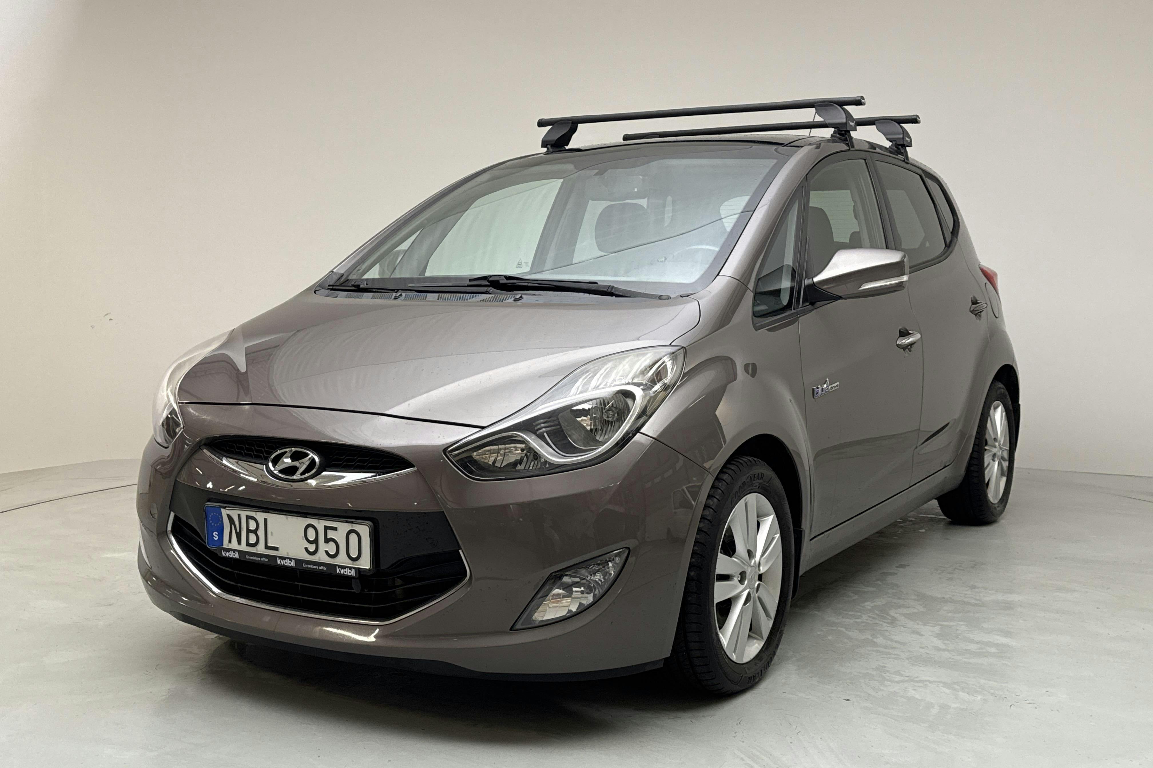 Hyundai ix20 1.6 CRDi (115hk) - 16 281 mil - Manuell - Light Brown - 2013