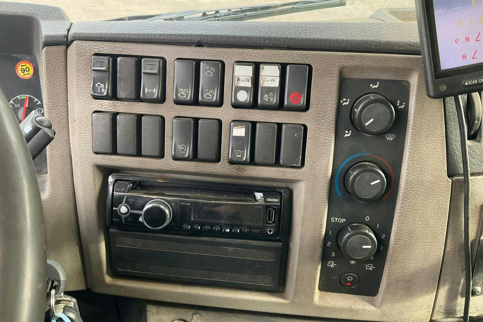 Volvo FL280 Rolba - 527 150 km - Automaattinen - 2009
