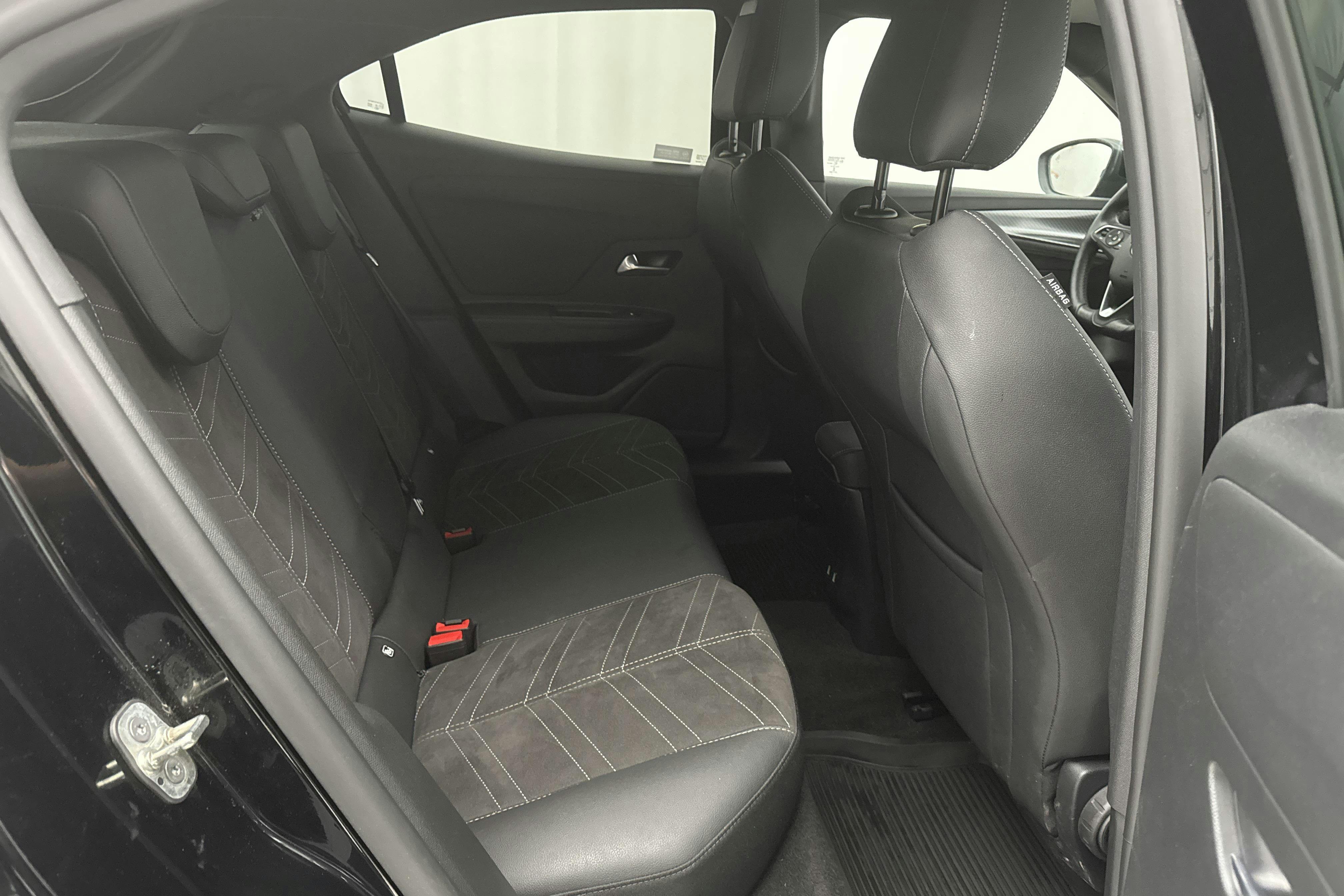 Opel Mokka-e (136hk) - 6 150 km - Automatic - black - 2021