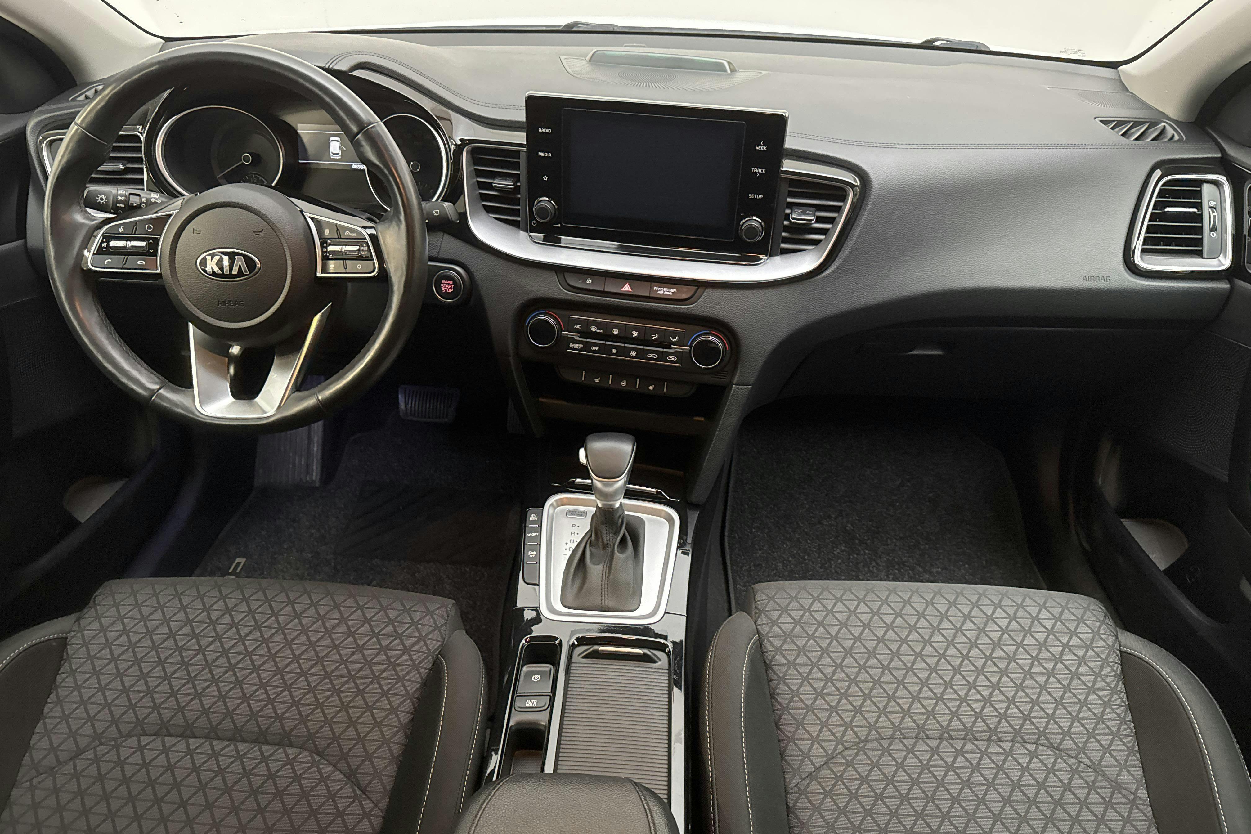 KIA Ceed 1.6 Plug-in Hybrid SW (141hk) - 46 580 km - Automaatne - valge - 2021