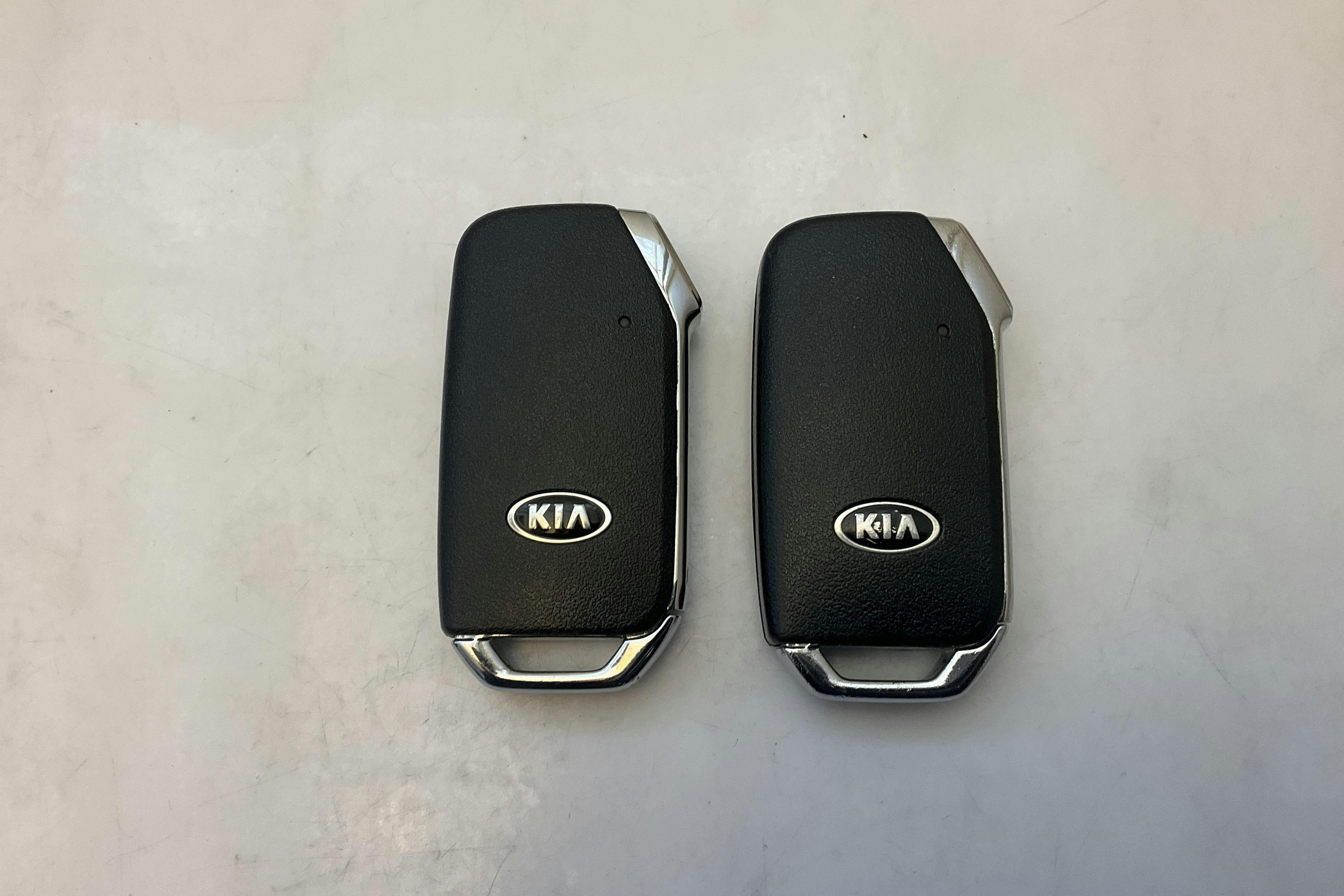 KIA Ceed 1.6 Plug-in Hybrid SW (141hk) - 46 580 km - Automaatne - valge - 2021