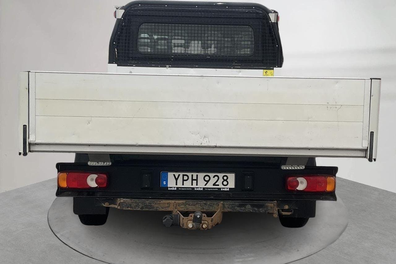 Peugeot Boxer 335 Dubbelhytt 2.0 BlueHDi 4x4 (165hk) - 206 480 km - Käsitsi - must - 2017