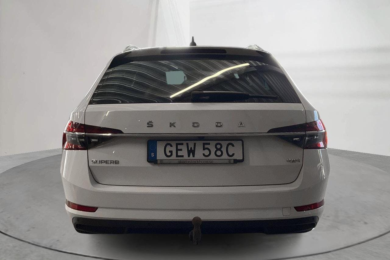 Skoda Superb 2.0 TDI 4x4 Kombi (190hk) - 173 280 km - Automaatne - valge - 2020