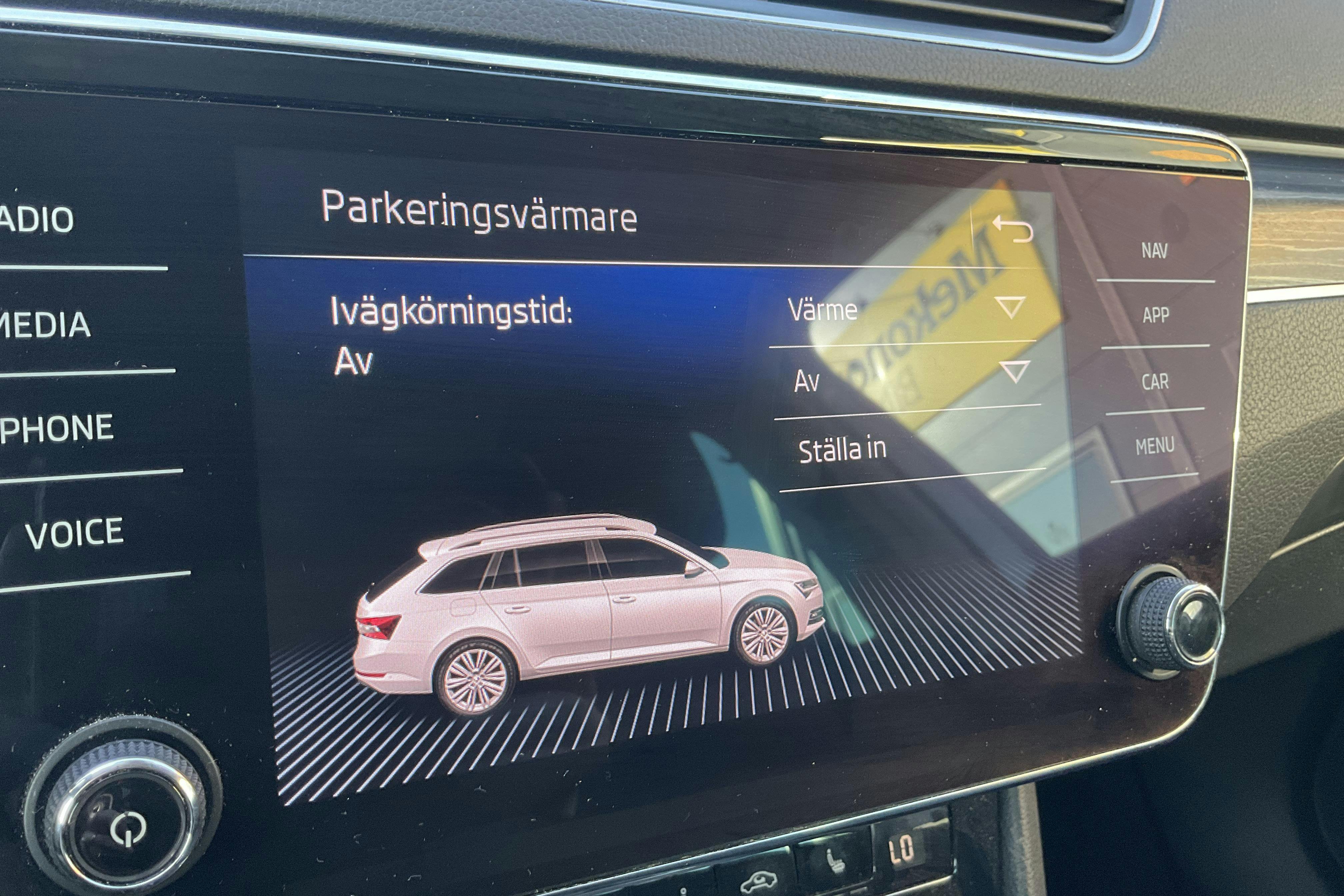 Skoda Superb 2.0 TDI 4x4 Kombi (190hk) - 173 280 km - Automaatne - valge - 2020