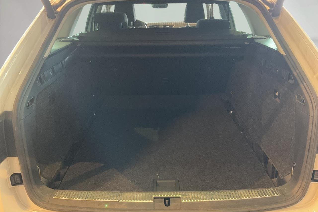 Skoda Superb 2.0 TDI 4x4 Kombi (190hk) - 173 280 km - Automaatne - valge - 2020