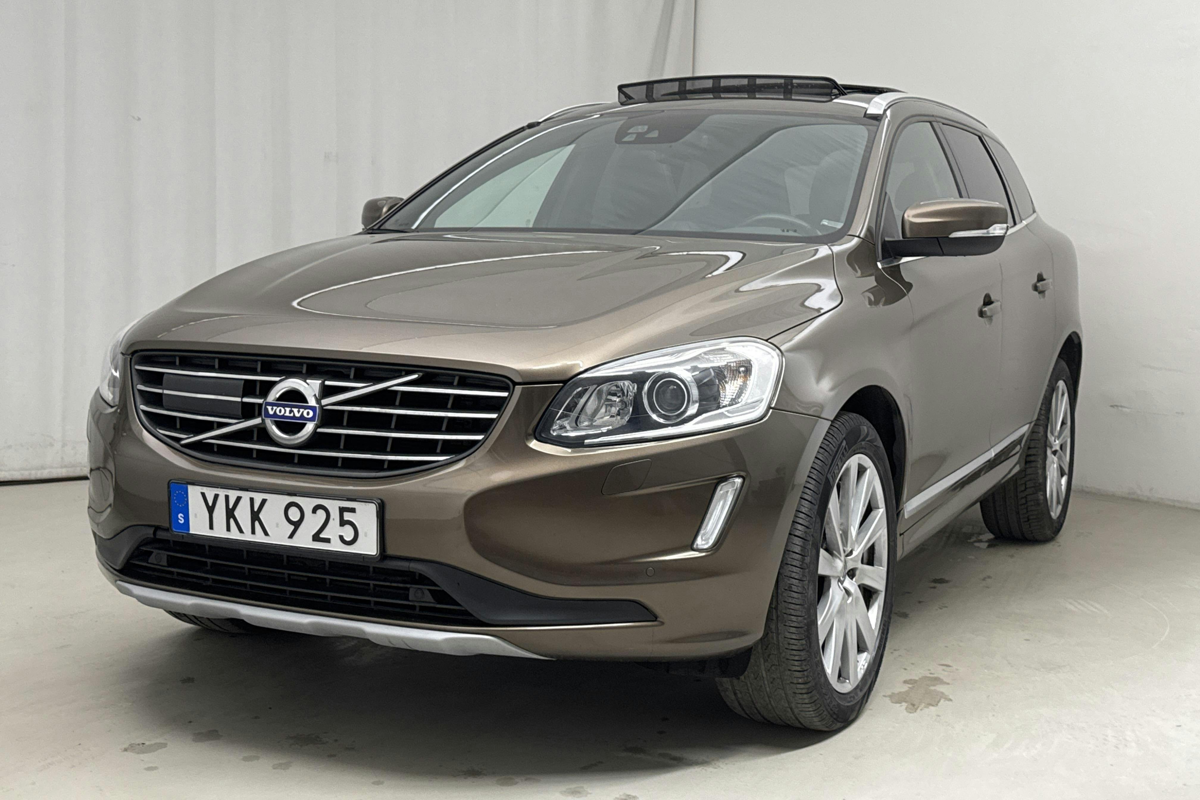 Volvo XC60 D4 AWD (190hk) - 152 080 km - Automatic - brown - 2017