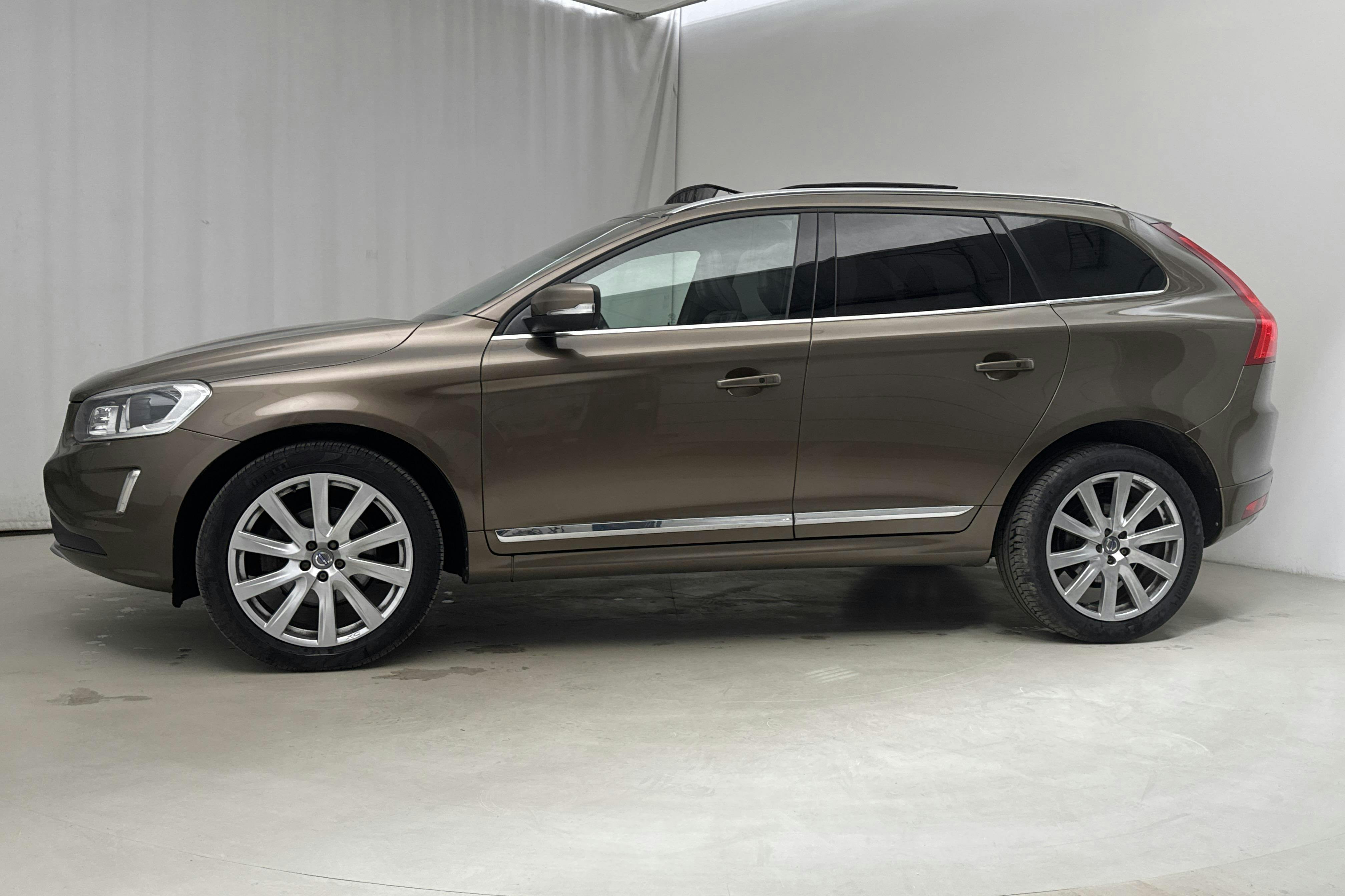Volvo XC60 D4 AWD (190hk) - 152 080 km - Automatic - brown - 2017