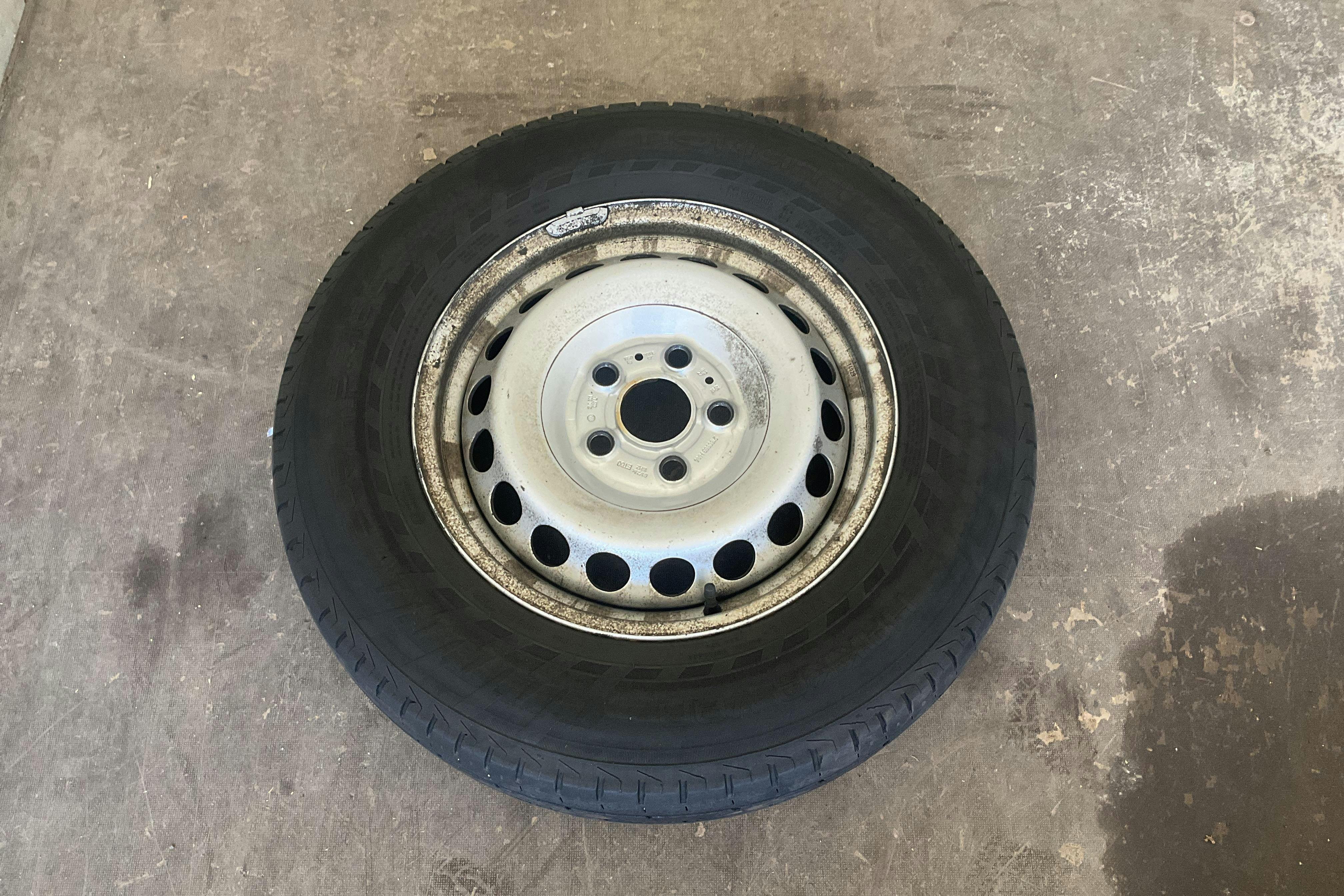 VW Crafter 35 2.0 TDI Volymskåp (177hk) - 10 814 mil - Automat - vit - 2019