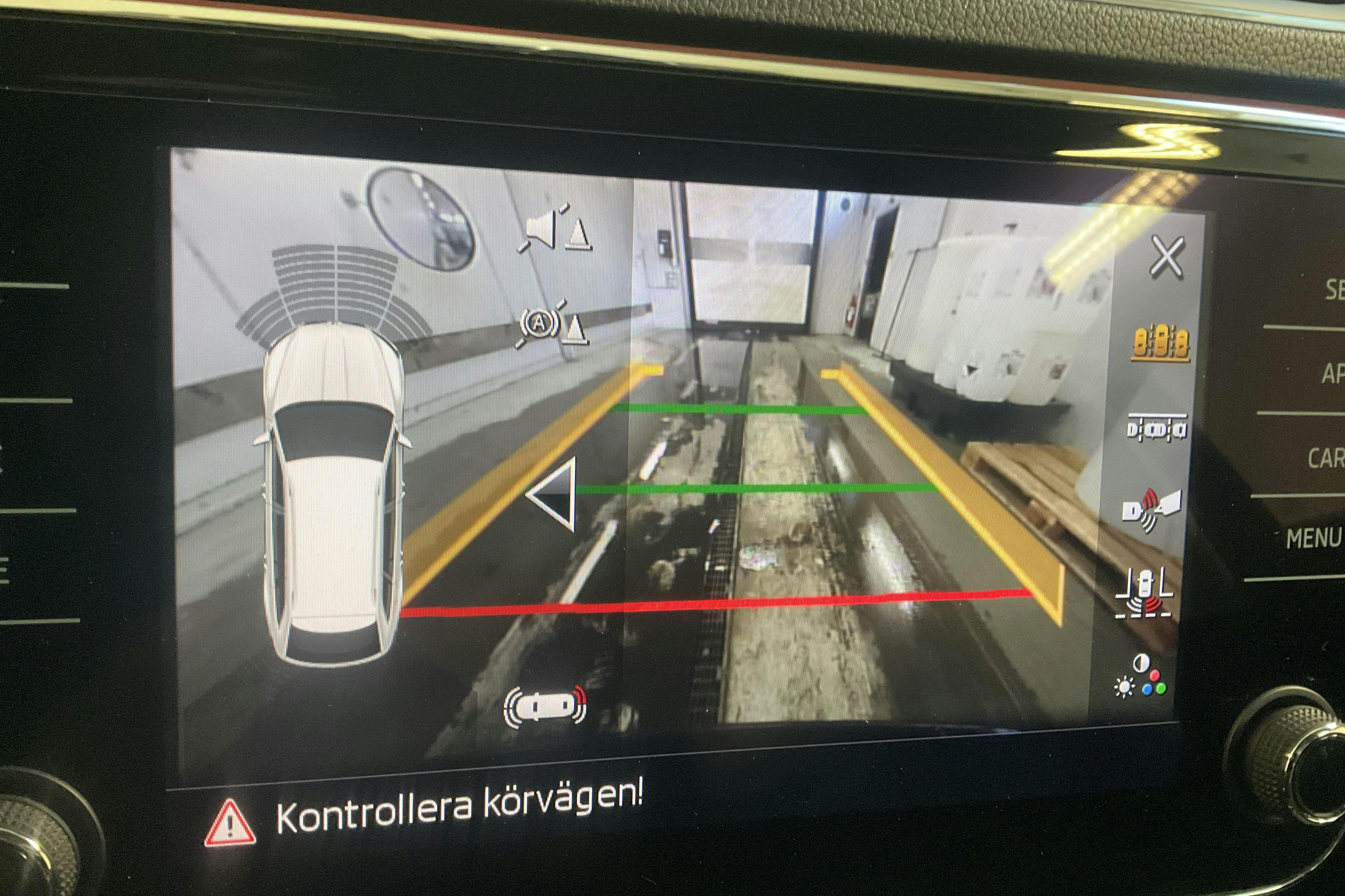 Skoda Superb 2.0 TDI 4x4 Kombi (190hk) - 21 054 mil - Automat - svart - 2019