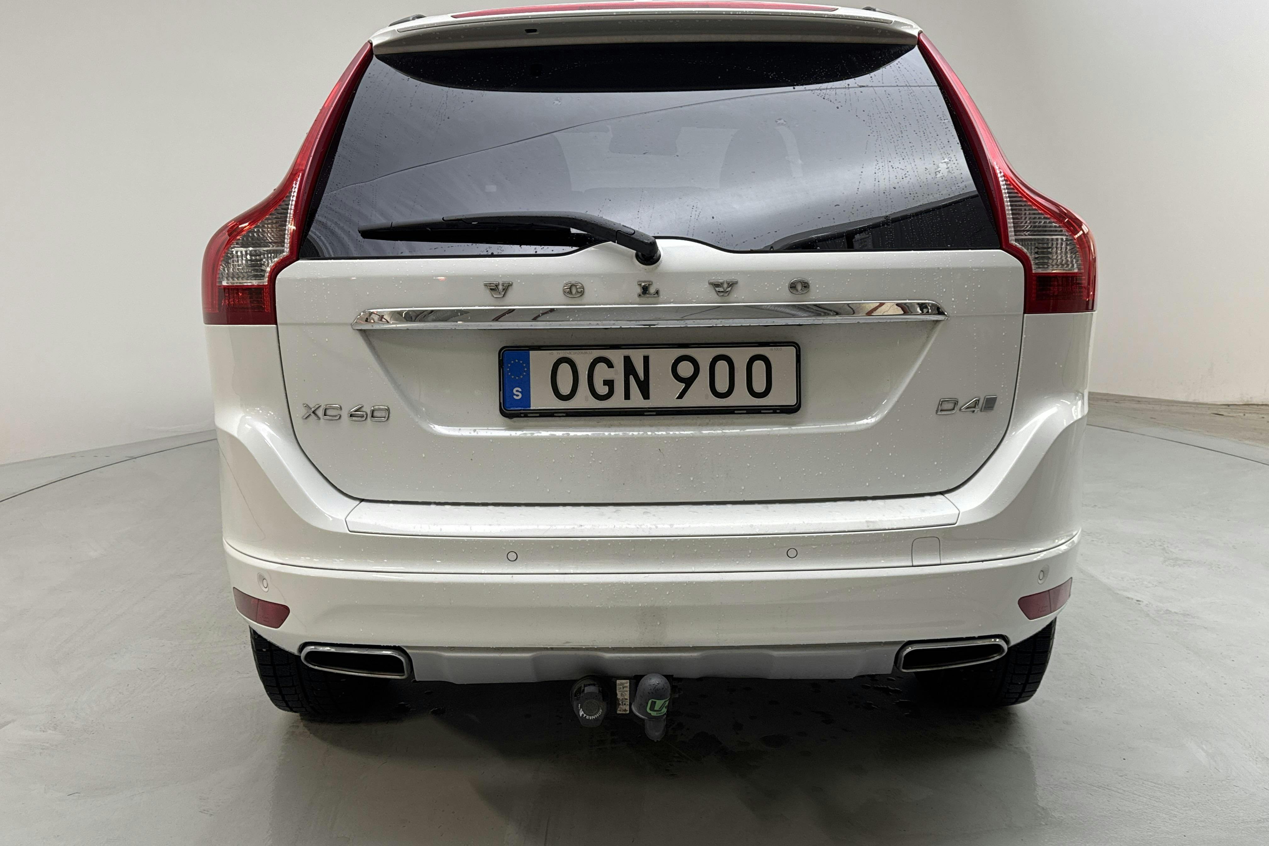 Volvo XC60 D4 2WD (190hk) - 196 170 km - Automatic - white - 2017