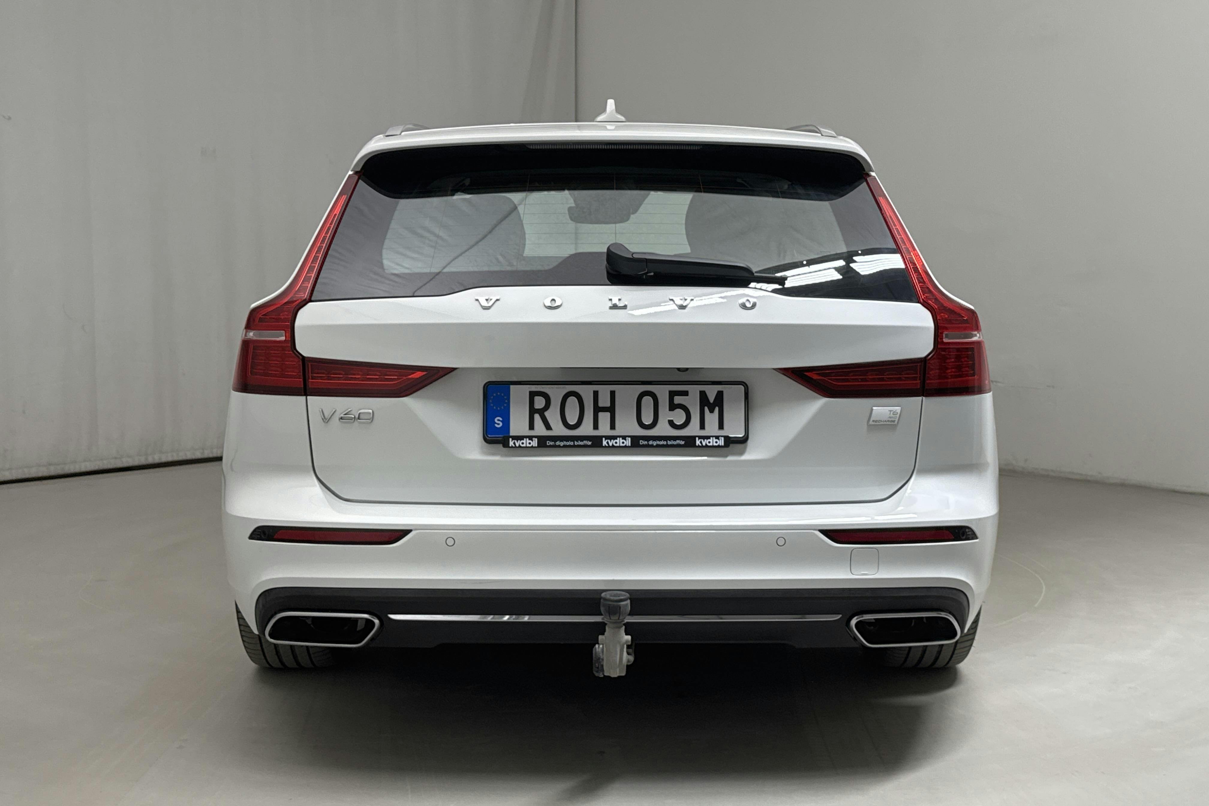 Volvo V60 T6 AWD Recharge (350hk) - 6 106 mil - Automat - vit - 2022