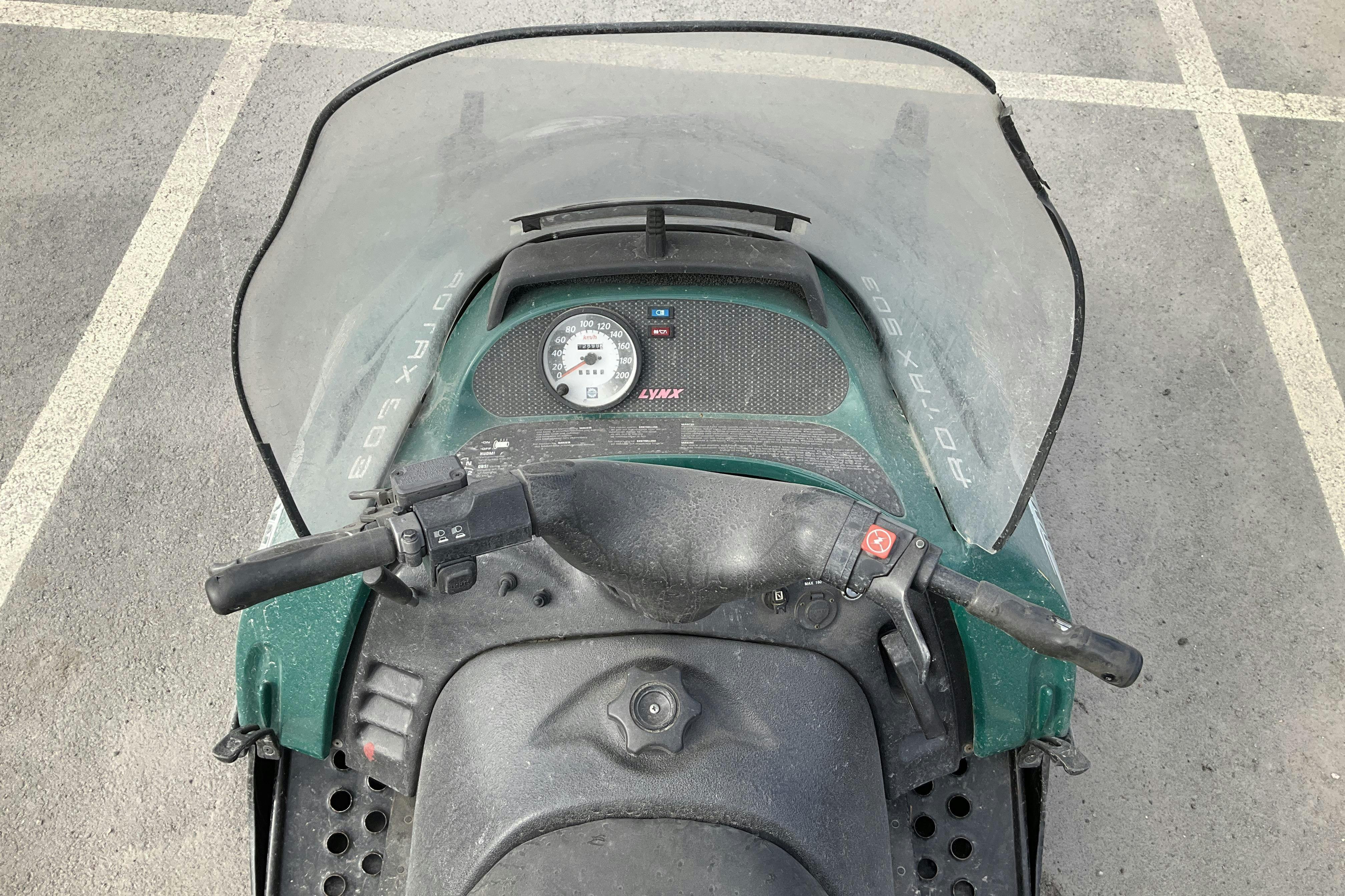 LYNX GLX 6900 FCE Snöskoter (Rep.Objekt) - 12 890 km - Automatyczna - 2001