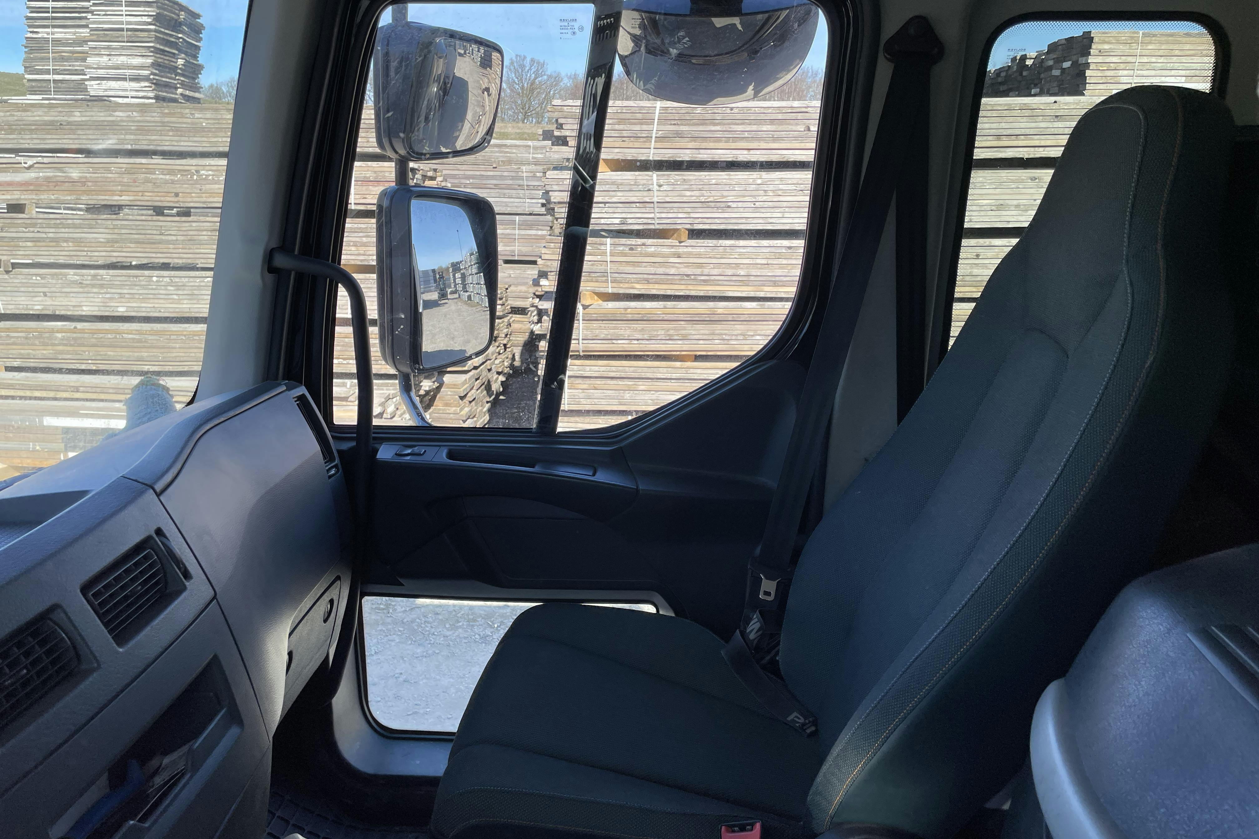 Volvo FL280 - 155 363 km - Automatyczna - 2020