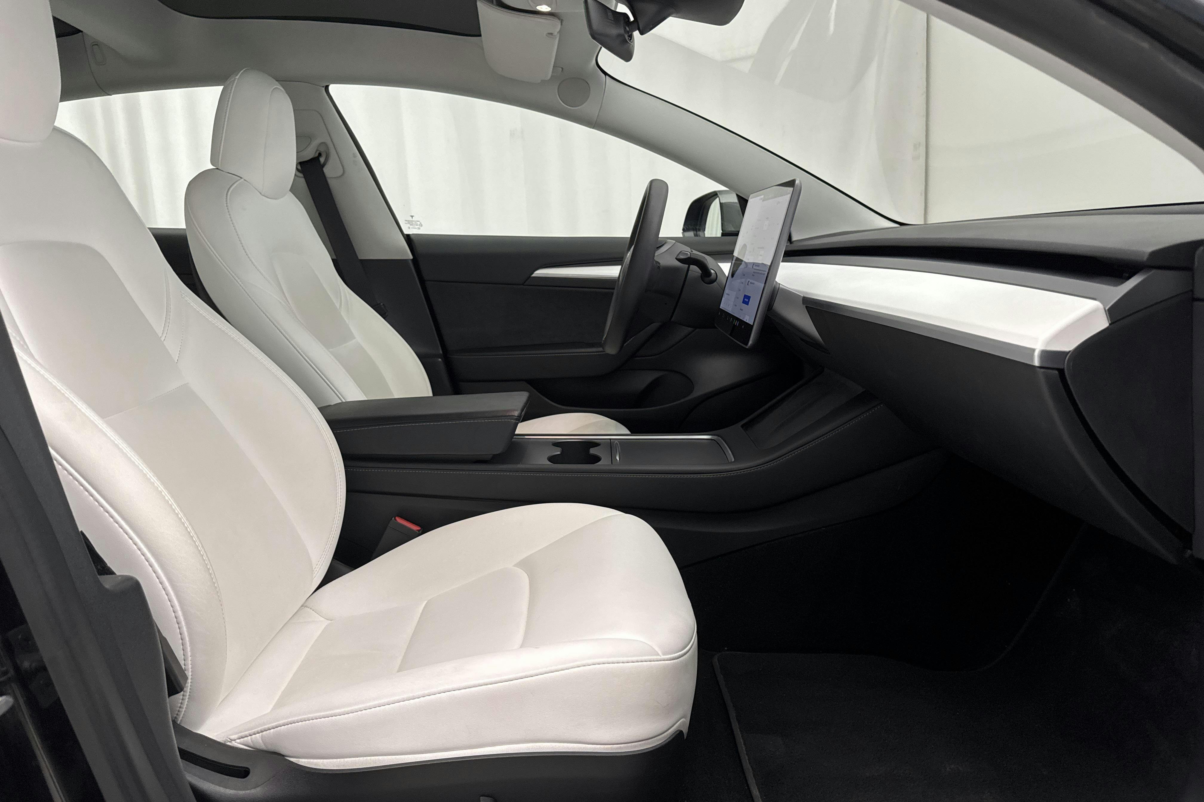 Tesla Model 3 Long Range Dual Motor AWD - 55 670 km - Automaattinen - musta - 2021