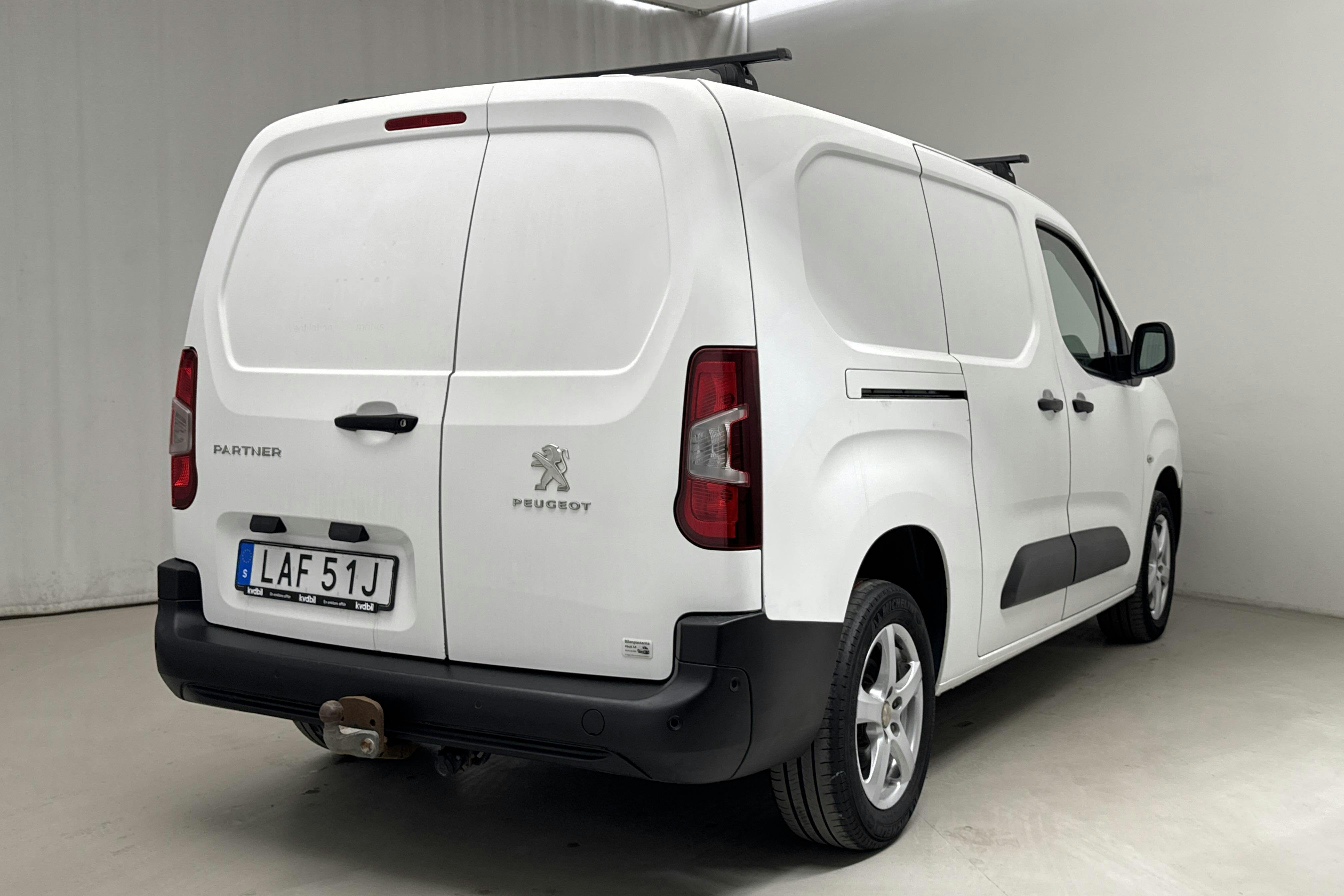 Peugeot Partner 1.5 HDI Skåp (100hk) - 8 265 mil - Manuell - vit - 2019