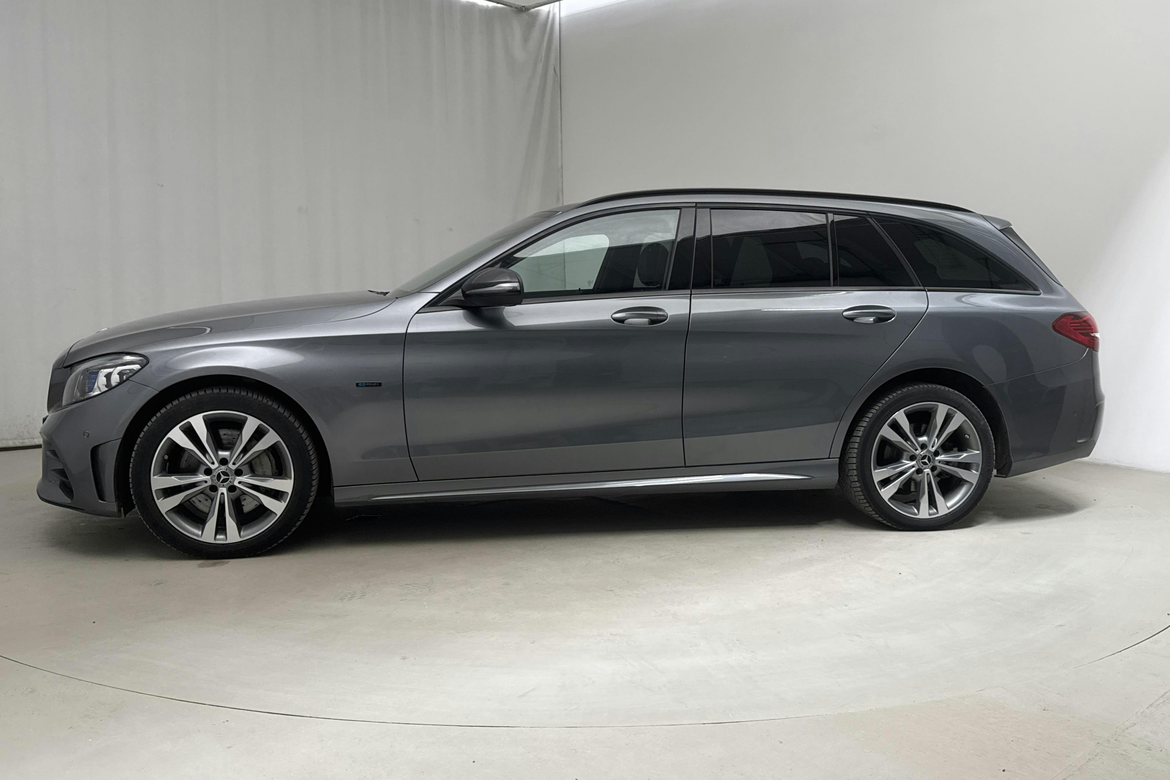 Mercedes C 300 de Kombi S205 (306hk) - 9 770 mil - Automat - grå - 2021