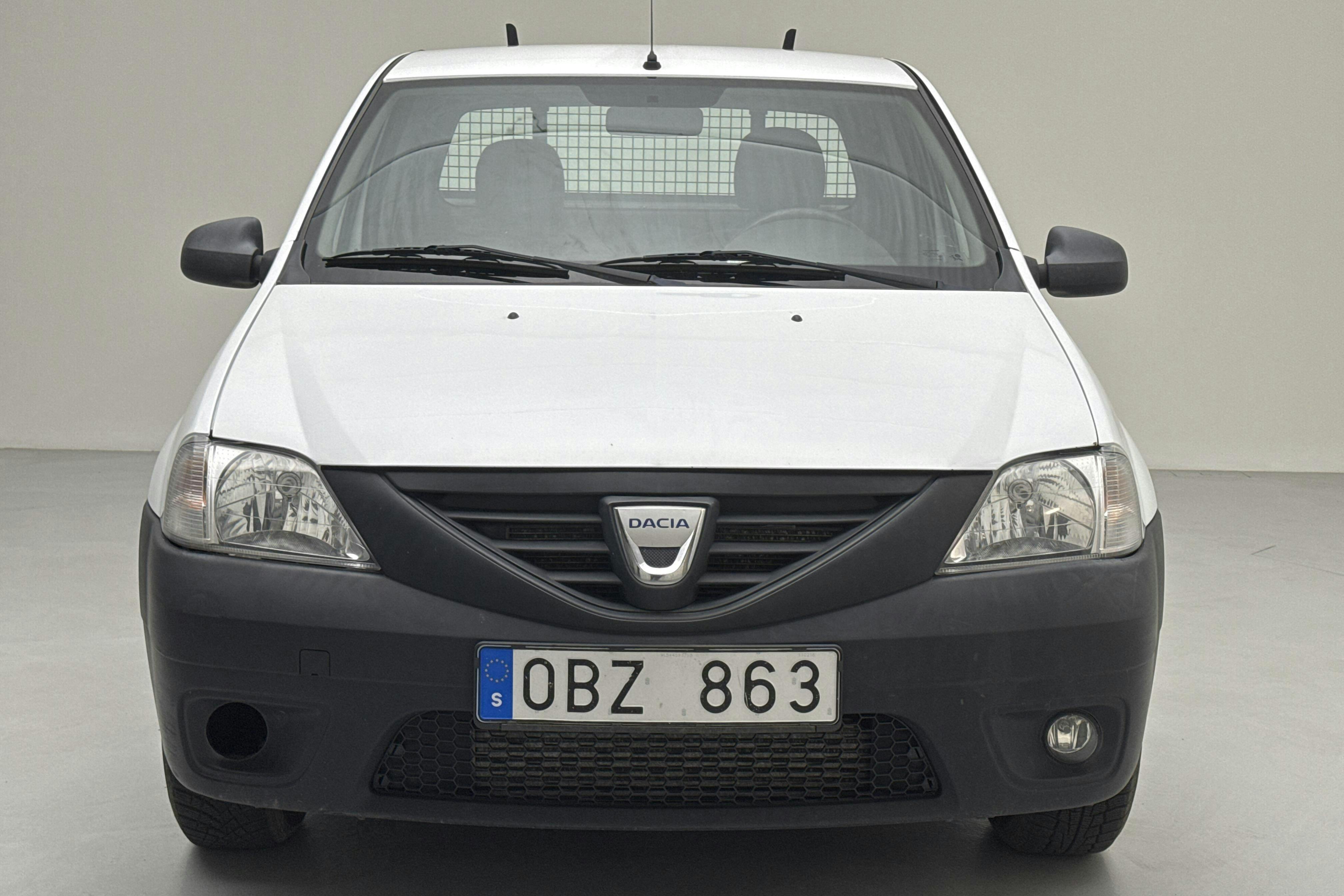 Dacia Logan 1.5 dCi Eco2 Pickup (90hk) - 117 260 km - Manual - white - 2011
