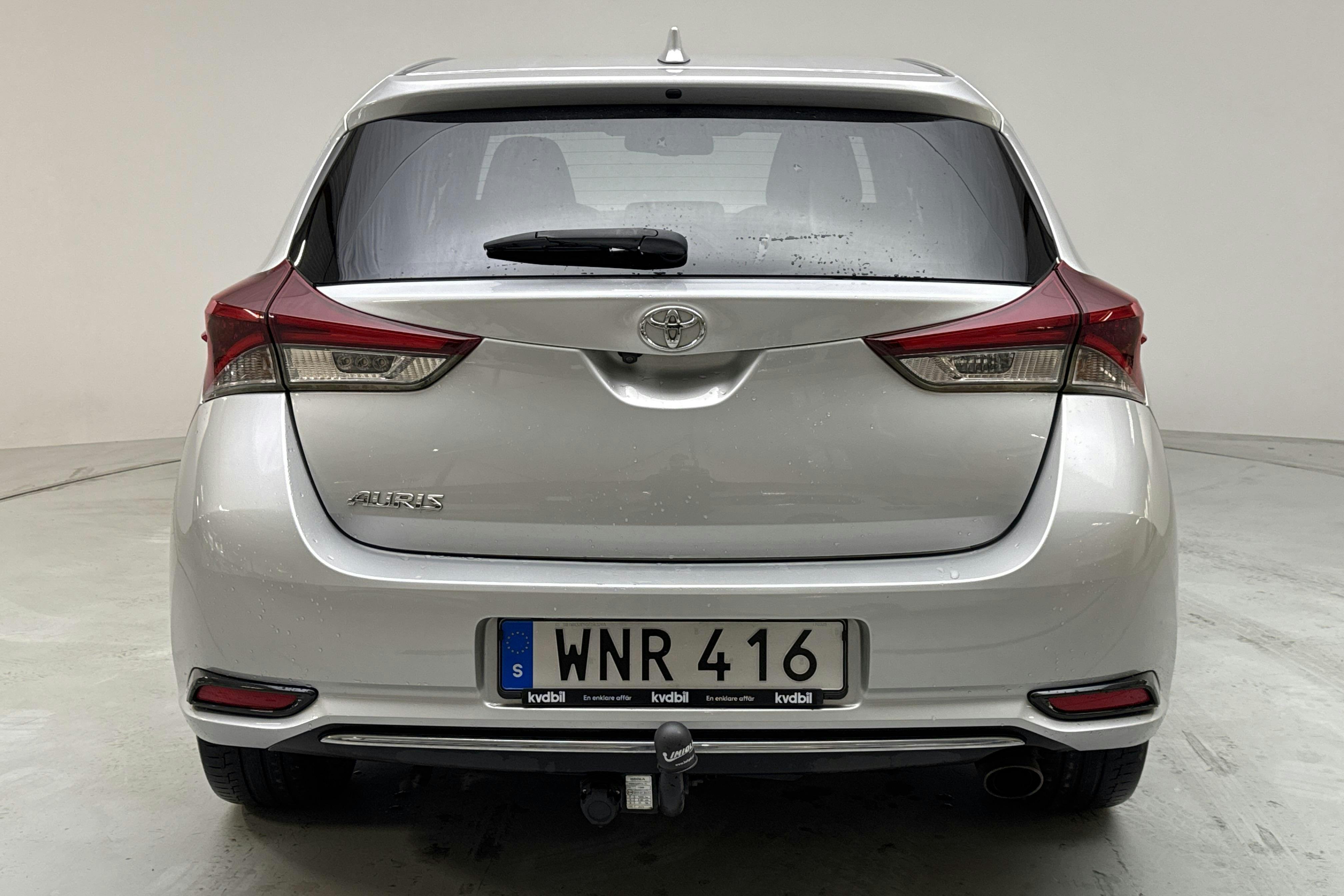 Toyota Auris 1.2T 5dr (116hk) - 12 782 mil - Manuell - silver - 2017