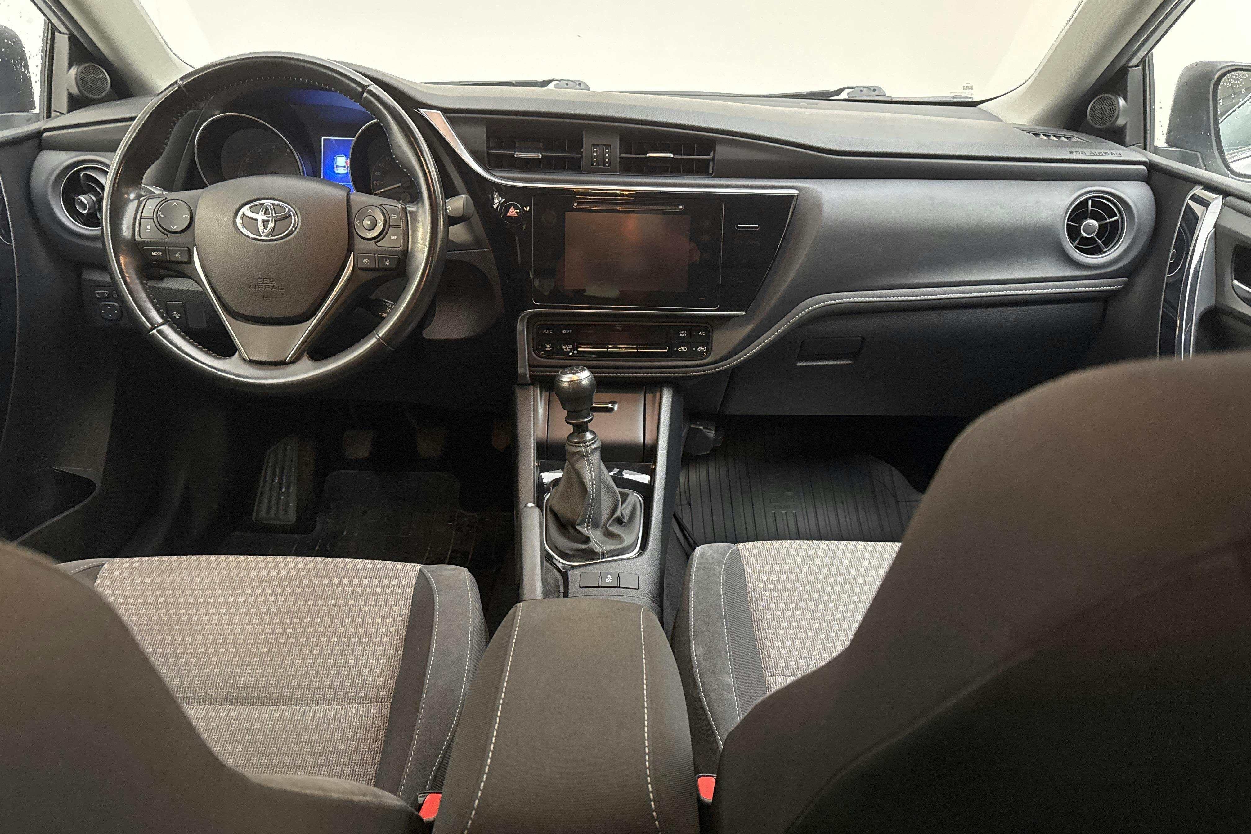 Toyota Auris 1.2T 5dr (116hk) - 12 782 mil - Manuell - silver - 2017
