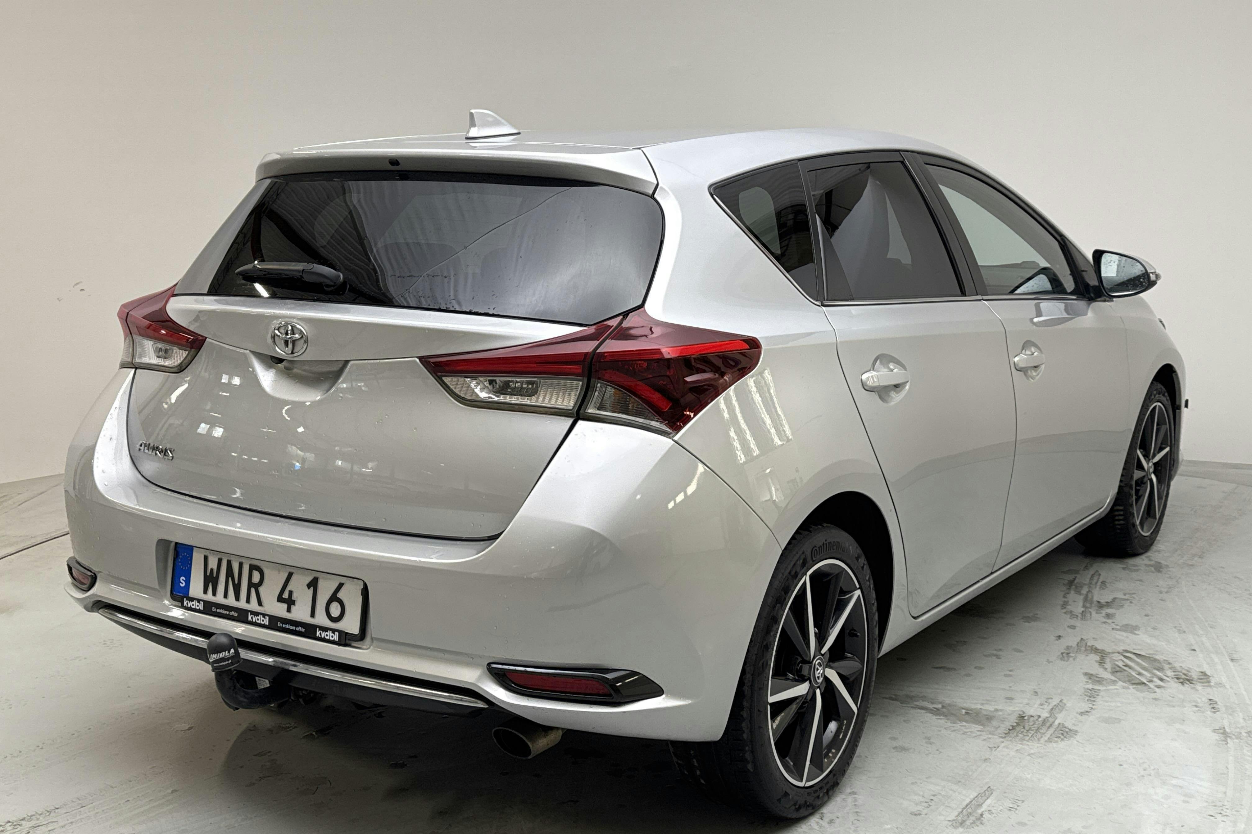 Toyota Auris 1.2T 5dr (116hk) - 12 782 mil - Manuell - silver - 2017