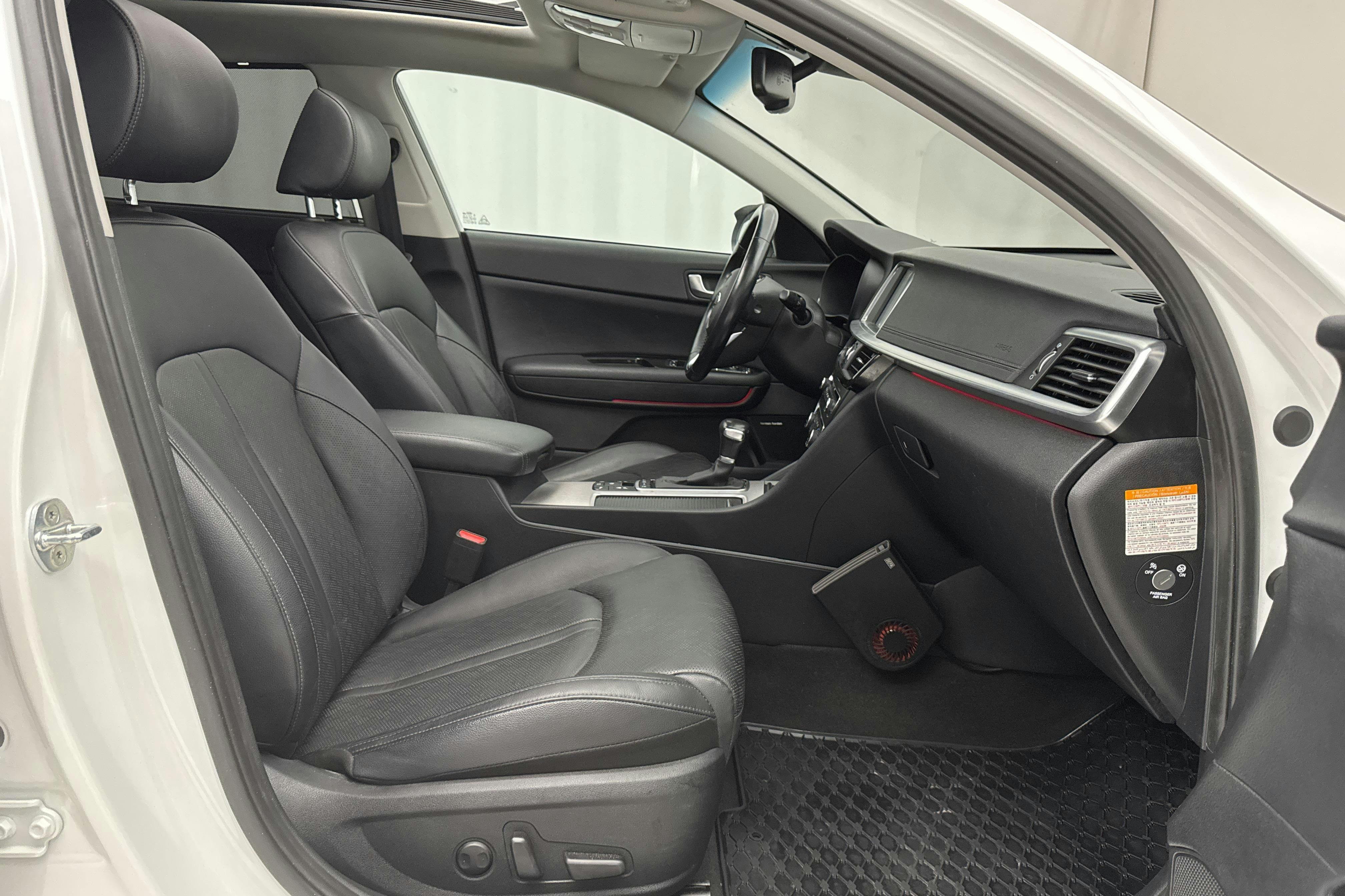 KIA Optima 2.0 GDi Plug-in Hybrid SW (205hk) - 130 880 km - Automatic - white - 2020