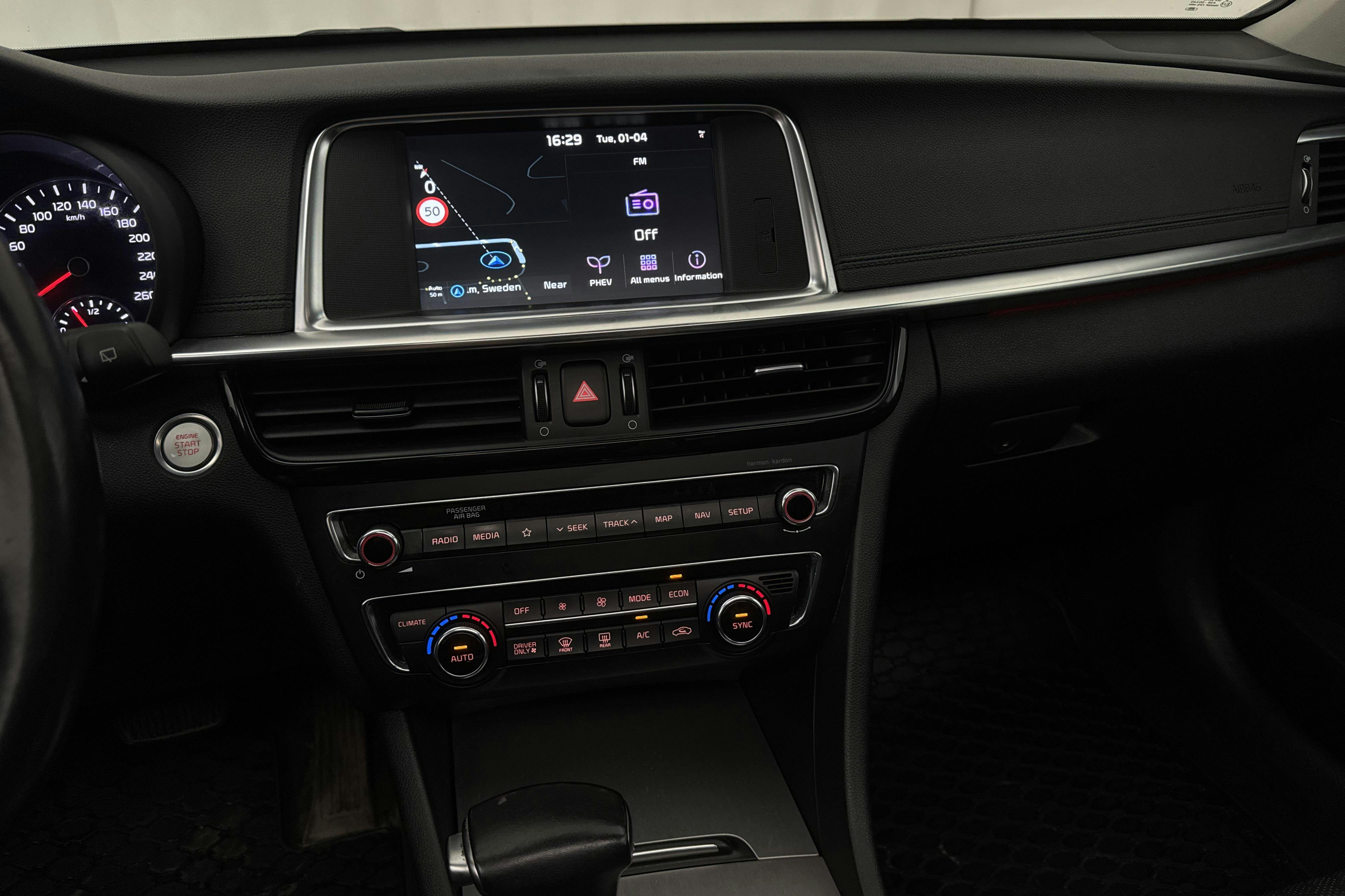 KIA Optima 2.0 GDi Plug-in Hybrid SW (205hk) - 130 880 km - Automatic - white - 2020