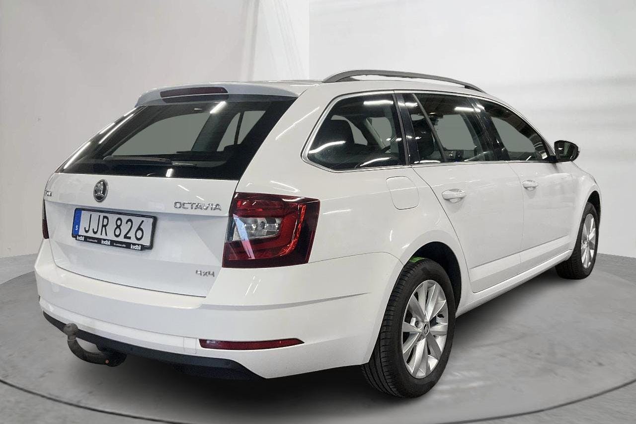 Skoda Octavia III 2.0 TDI CR Combi 4x4 (150hk) - 165 950 km - Manual - white - 2018