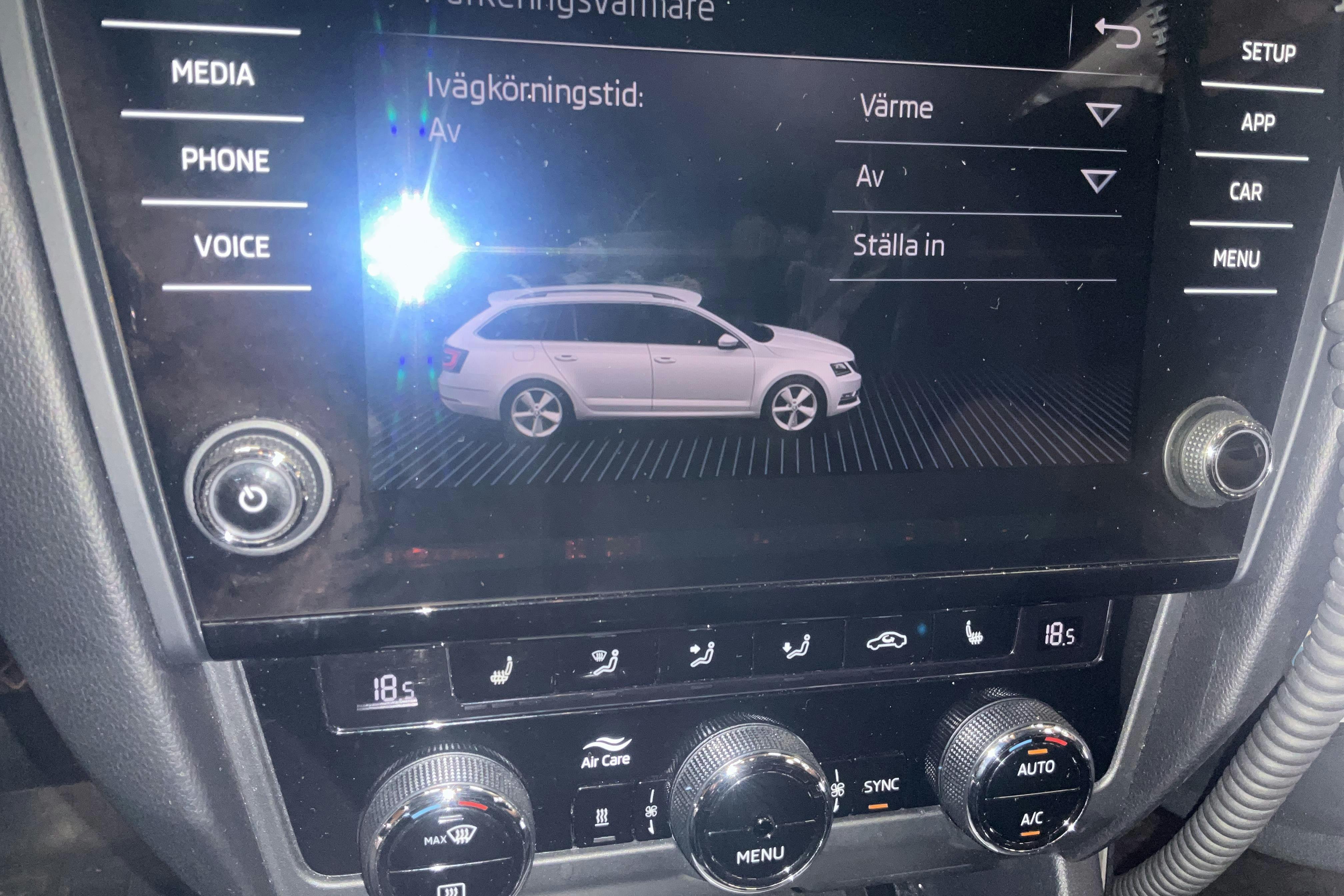 Skoda Octavia III 2.0 TDI CR Combi 4x4 (150hk) - 165 950 km - Manual - white - 2018