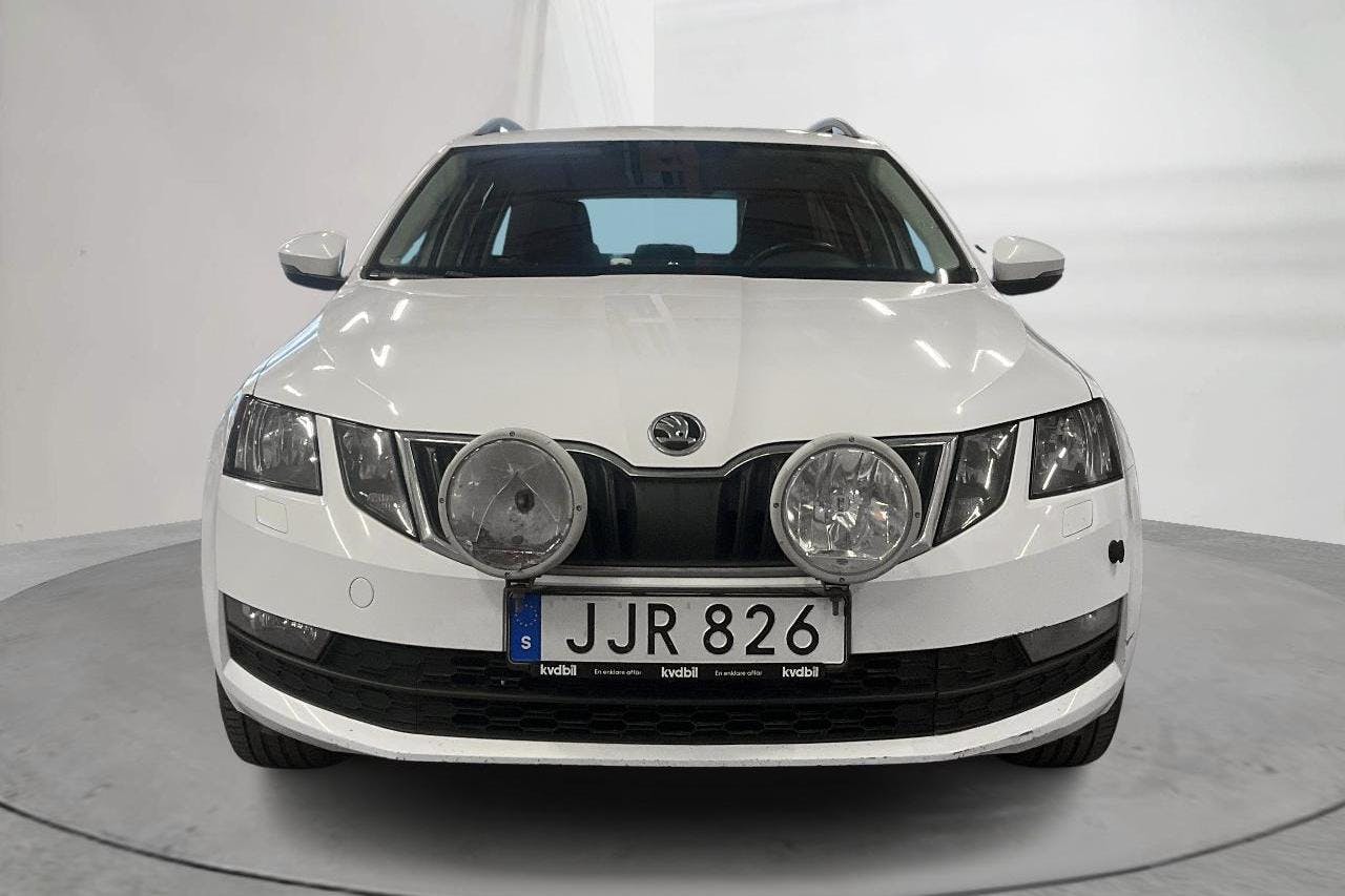 Skoda Octavia III 2.0 TDI CR Combi 4x4 (150hk) - 165 950 km - Manual - white - 2018