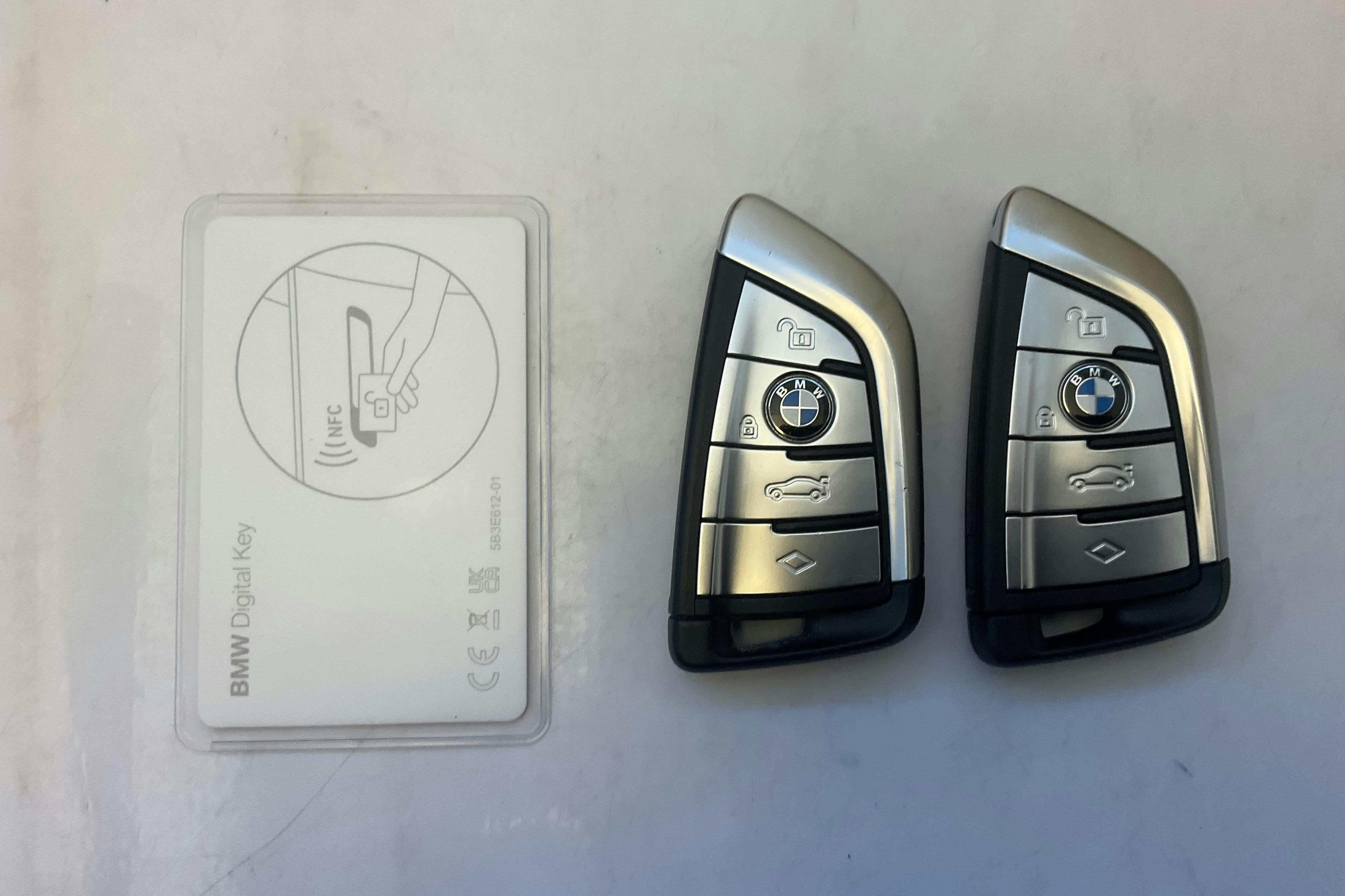 BMW 530e xDrive Touring, G31 12kWh LCI (292hk) - 2 677 mil - Automat - svart - 2024