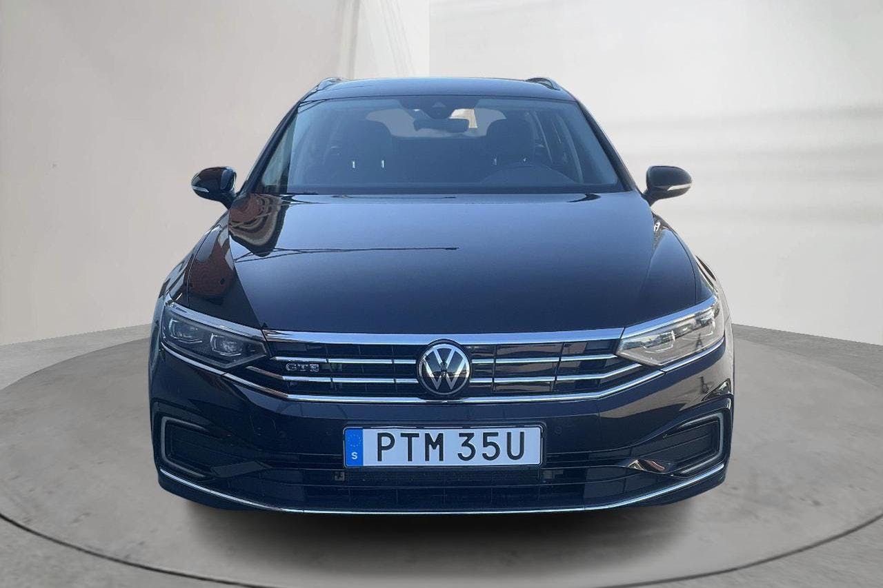 VW Passat 1.4 GTE Sportscombi (218hk) - 39 020 km - Automatic - black - 2022