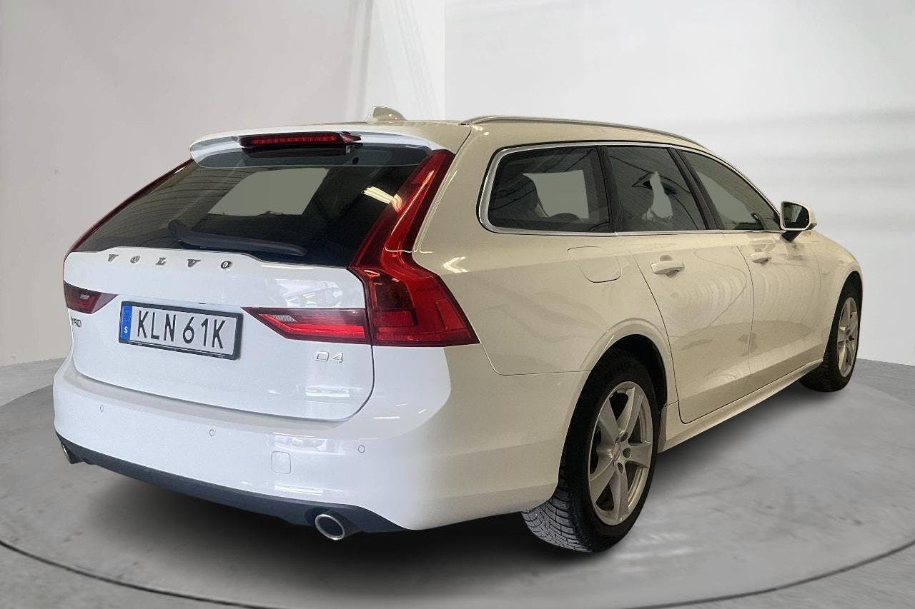 Volvo V90 D4 AWD (190hk) - 225 970 km - Automatyczna - biały - 2020