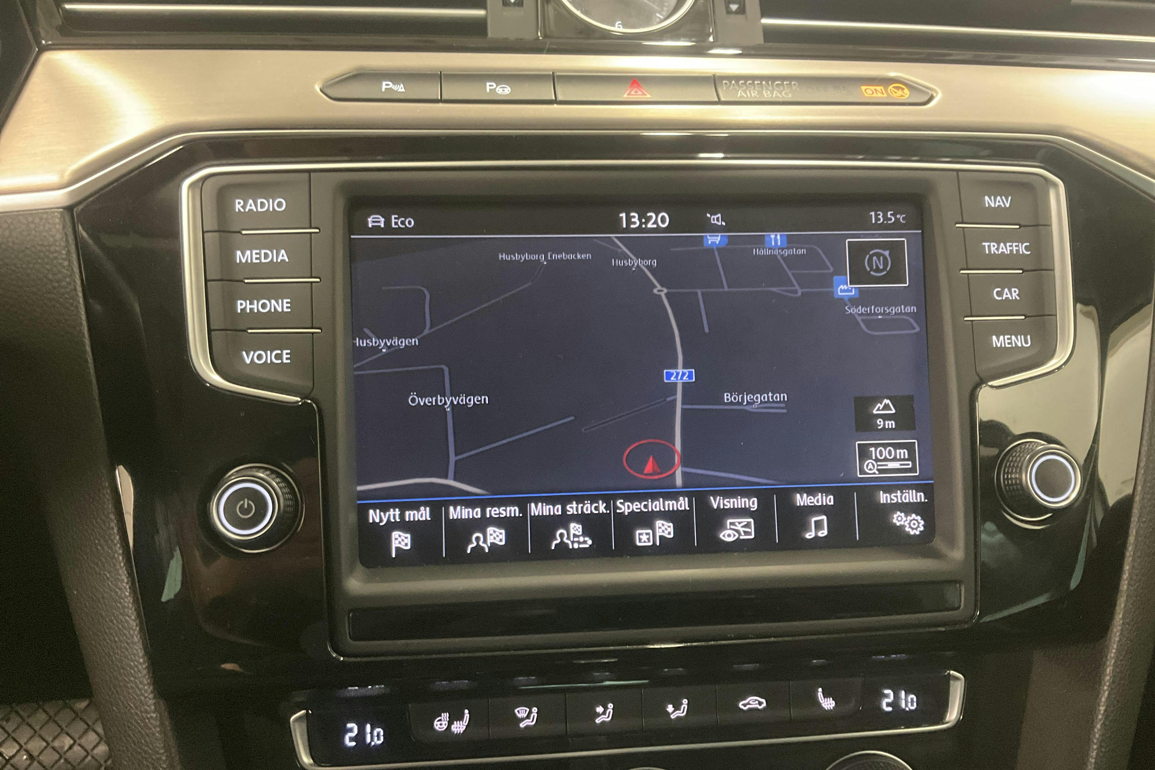 VW Passat 2.0 TDI BiTurbo Sportscombi 4MOTION (240hk) - 138 470 km - Automatic - silver - 2015