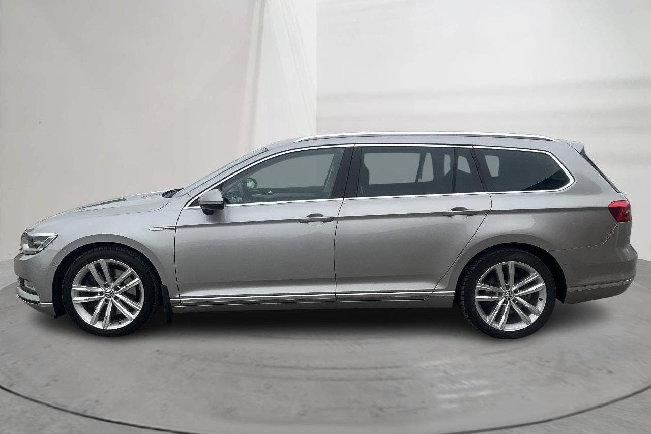 VW Passat 2.0 TDI BiTurbo Sportscombi 4MOTION (240hk) - 138 470 km - Automatic - silver - 2015