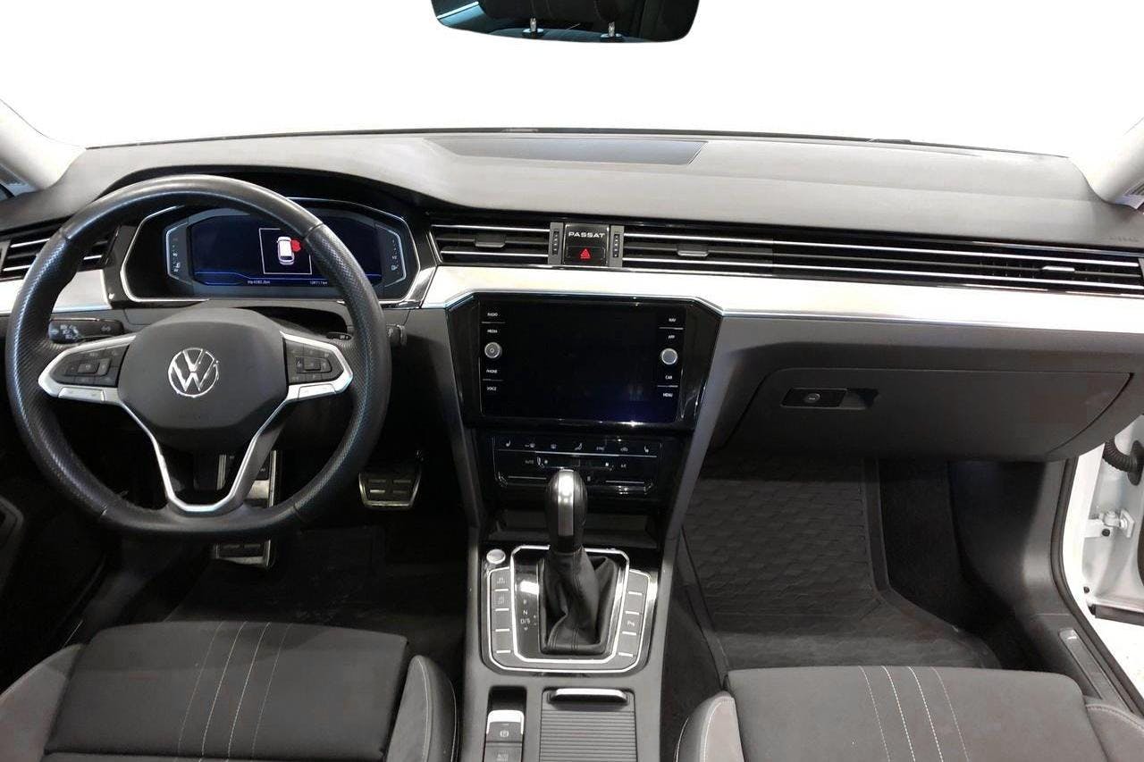 VW Passat Alltrack 2.0 TDI Sportscombi 4Motion (200hk) - 109 710 km - Automatic - white - 2023