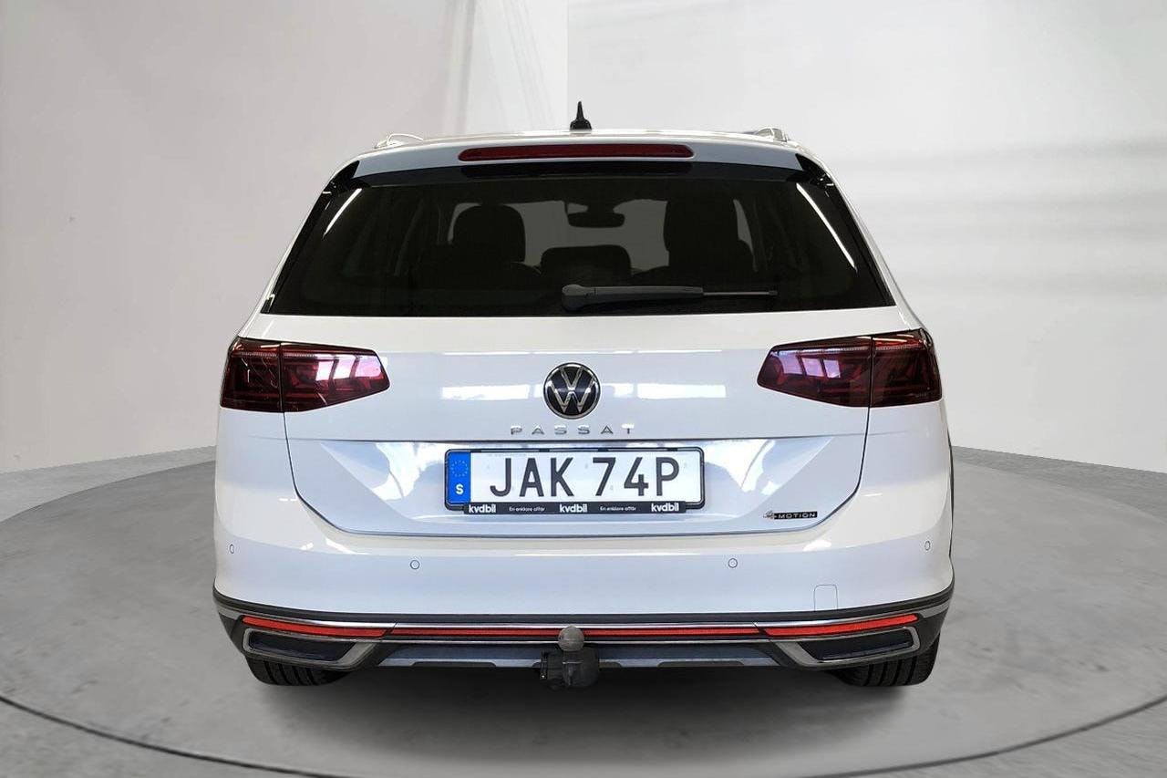 VW Passat Alltrack 2.0 TDI Sportscombi 4Motion (200hk) - 109 710 km - Automatic - white - 2023
